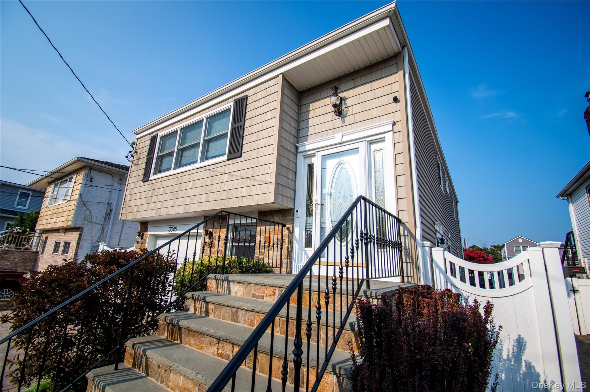 3345 Parkway Drive — photo 3