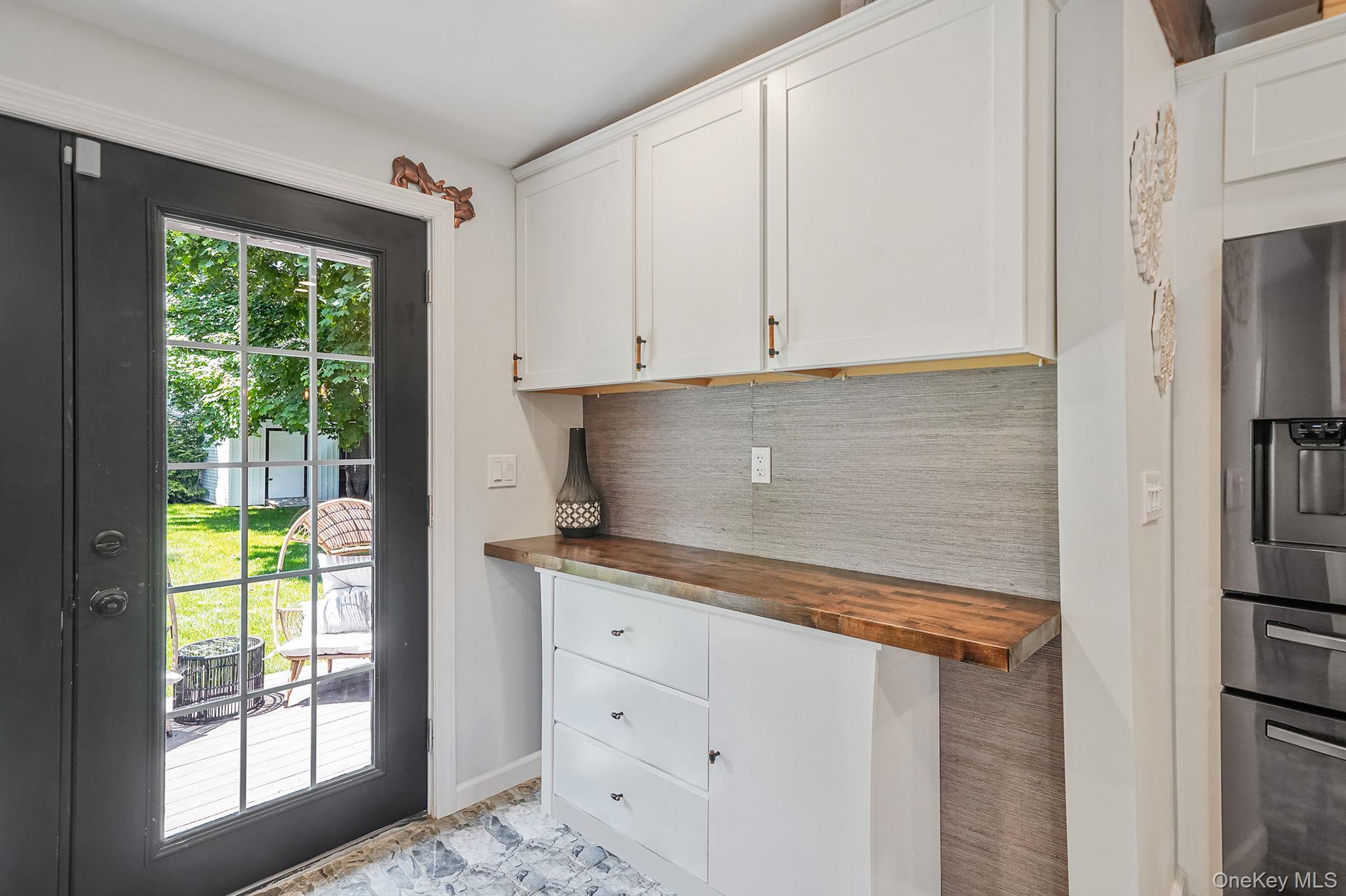 10 Bayview Avenue — photo 14