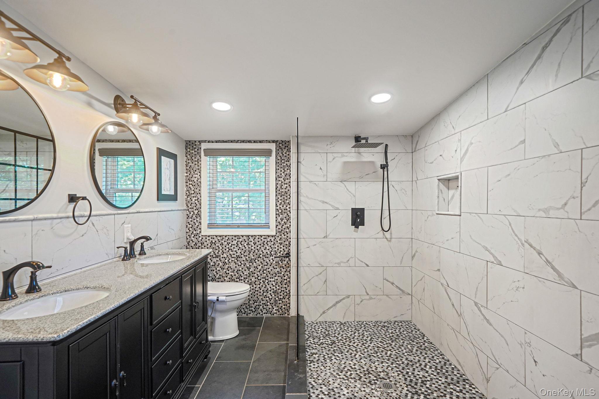 10 Bayview Avenue — photo 19