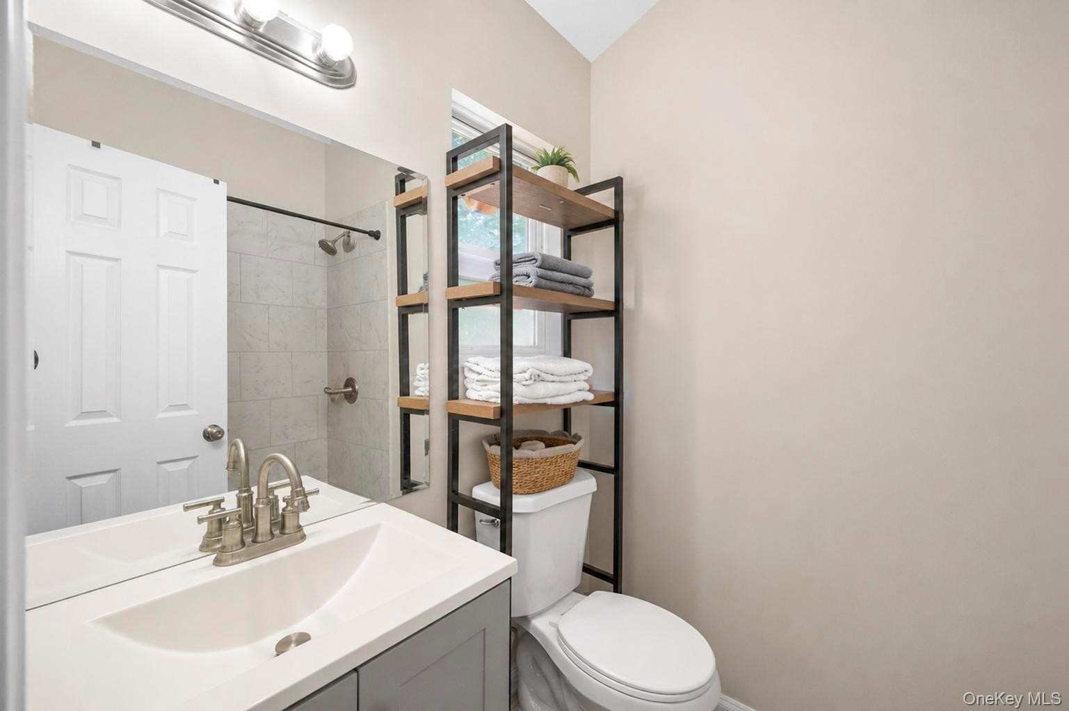 71 Barton Avenue — photo 34