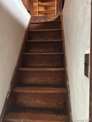 54 Catherine Street — photo 33