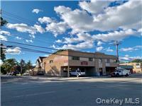 1061 Broadway — photo 35