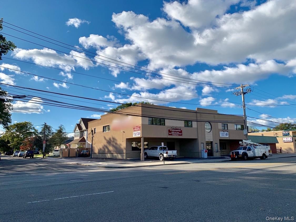 1061 Broadway, Massapequa