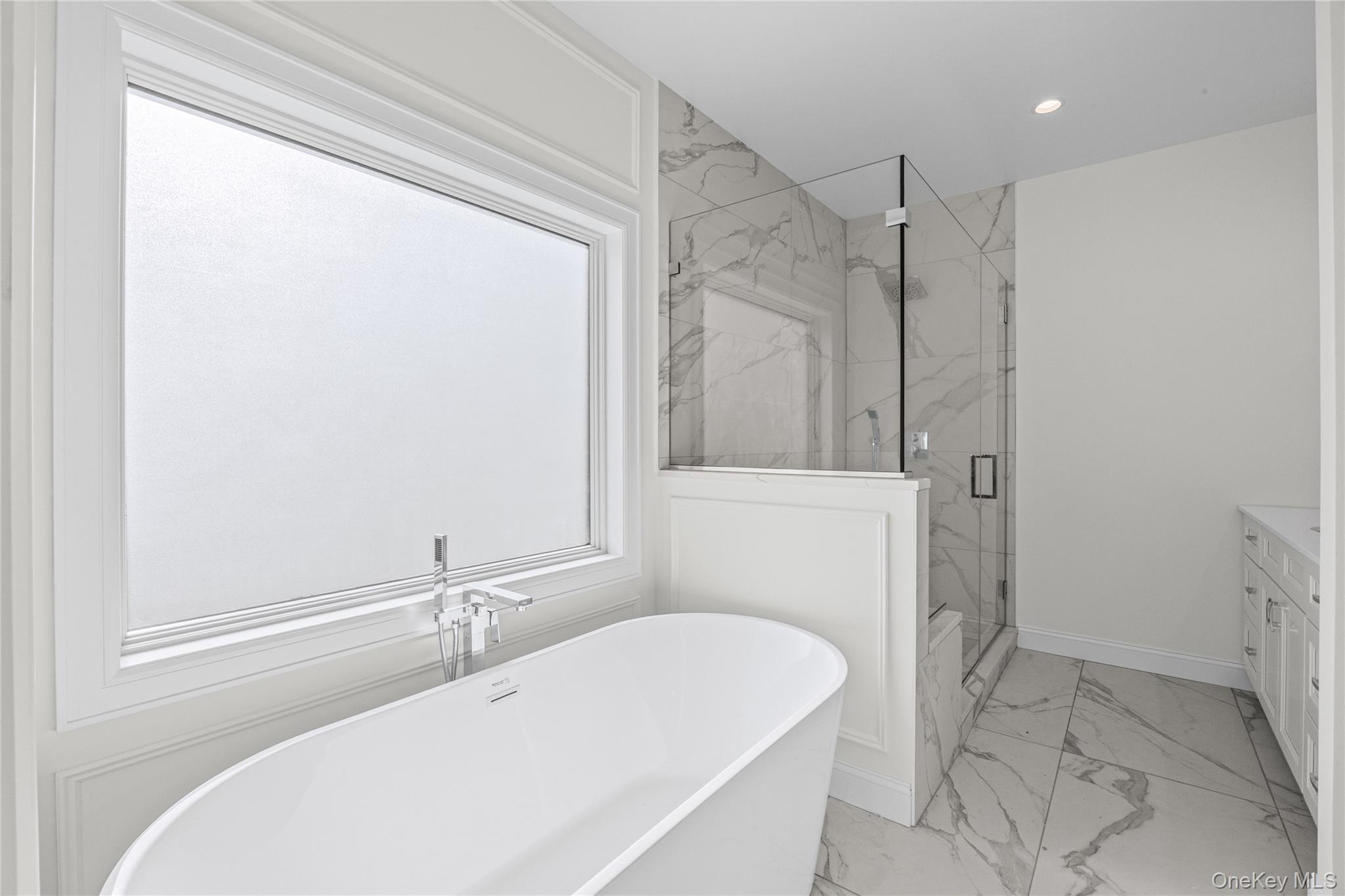 43 Westbury Avenue — photo 29