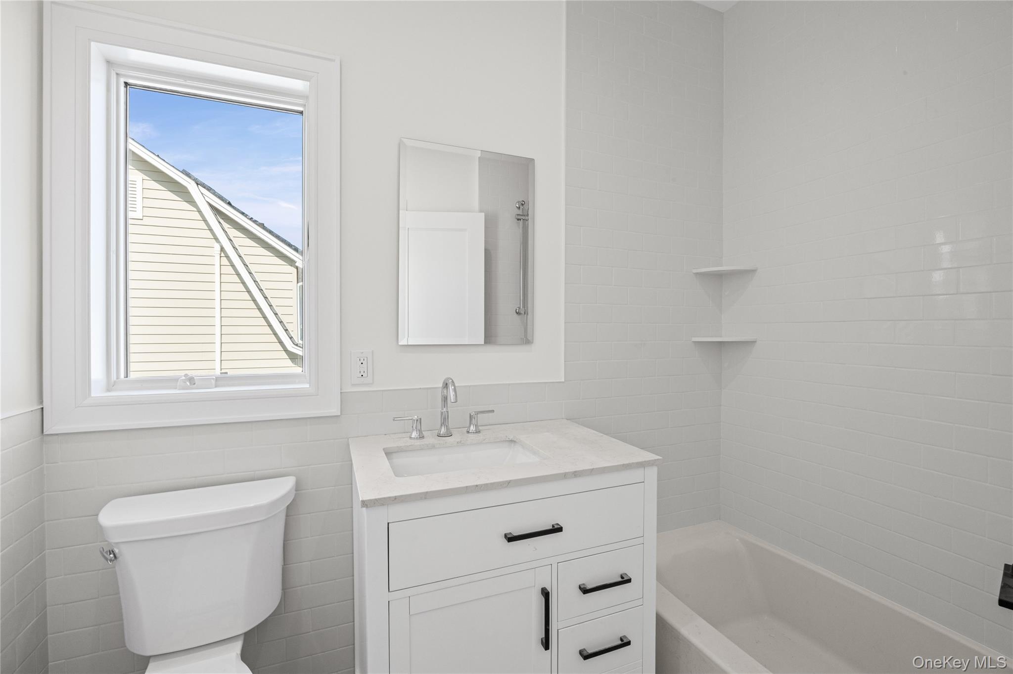 43 Westbury Avenue — photo 38