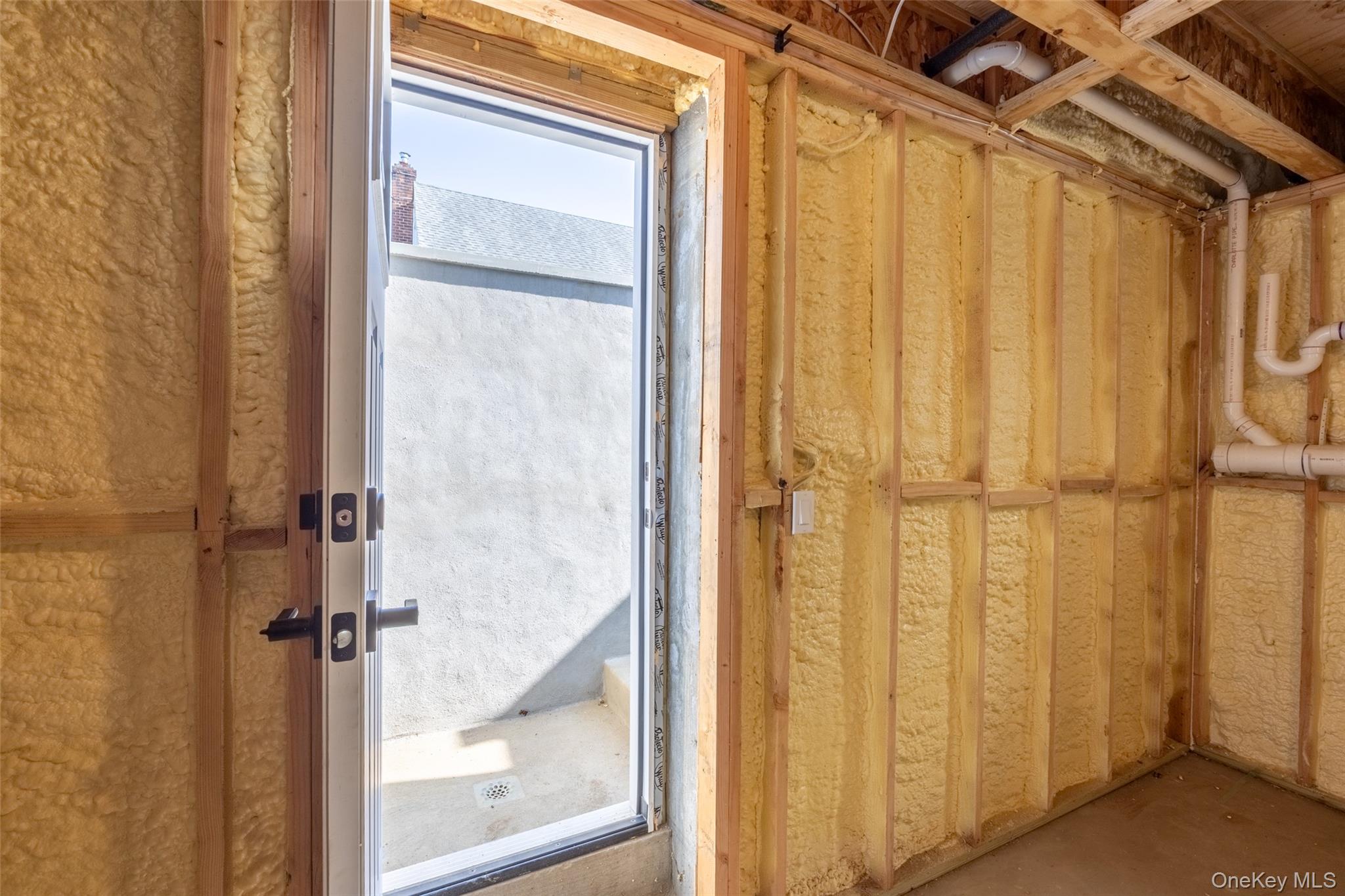 43 Westbury Avenue — photo 46