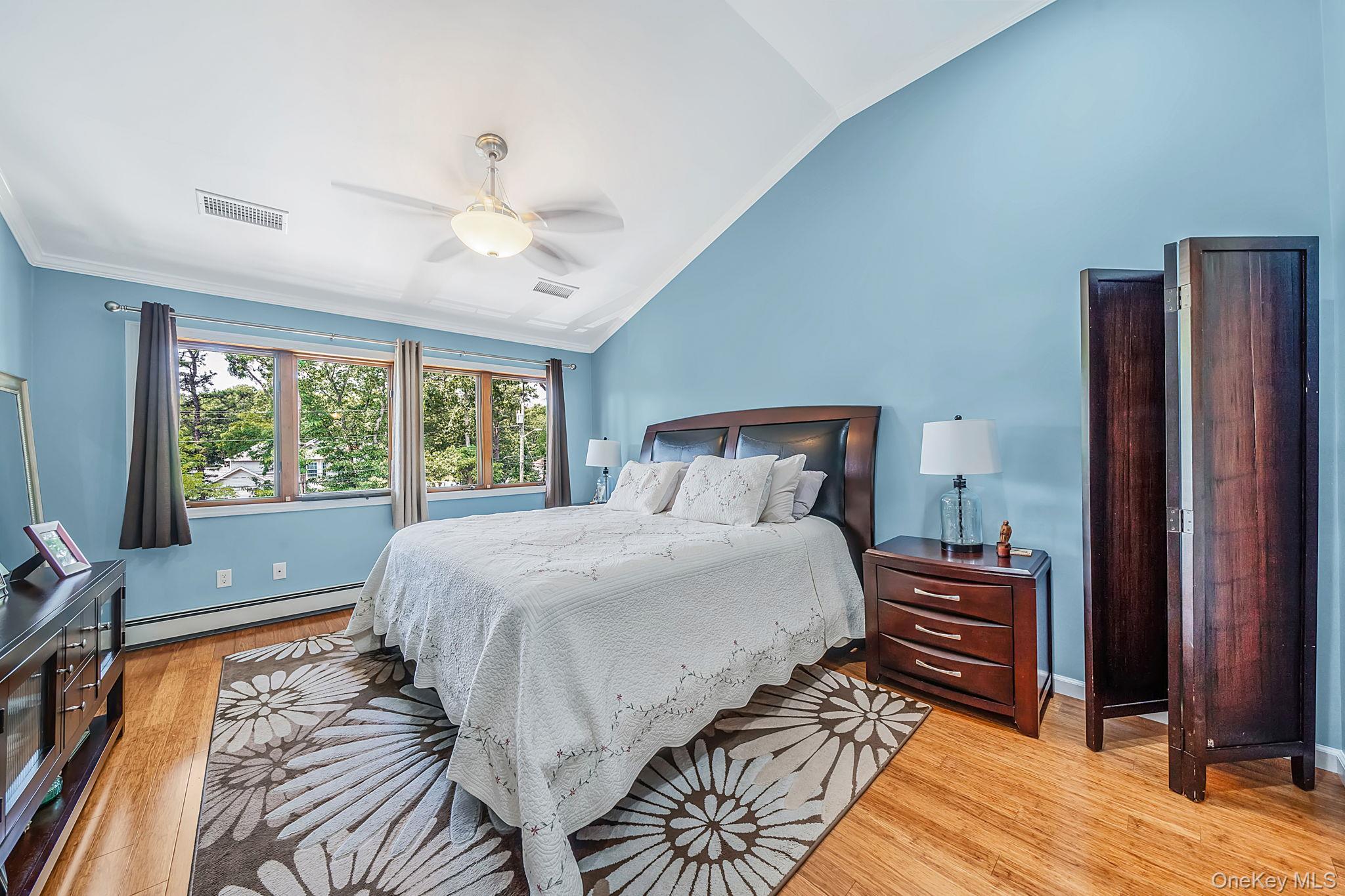 411 Robinson Avenue — photo 19