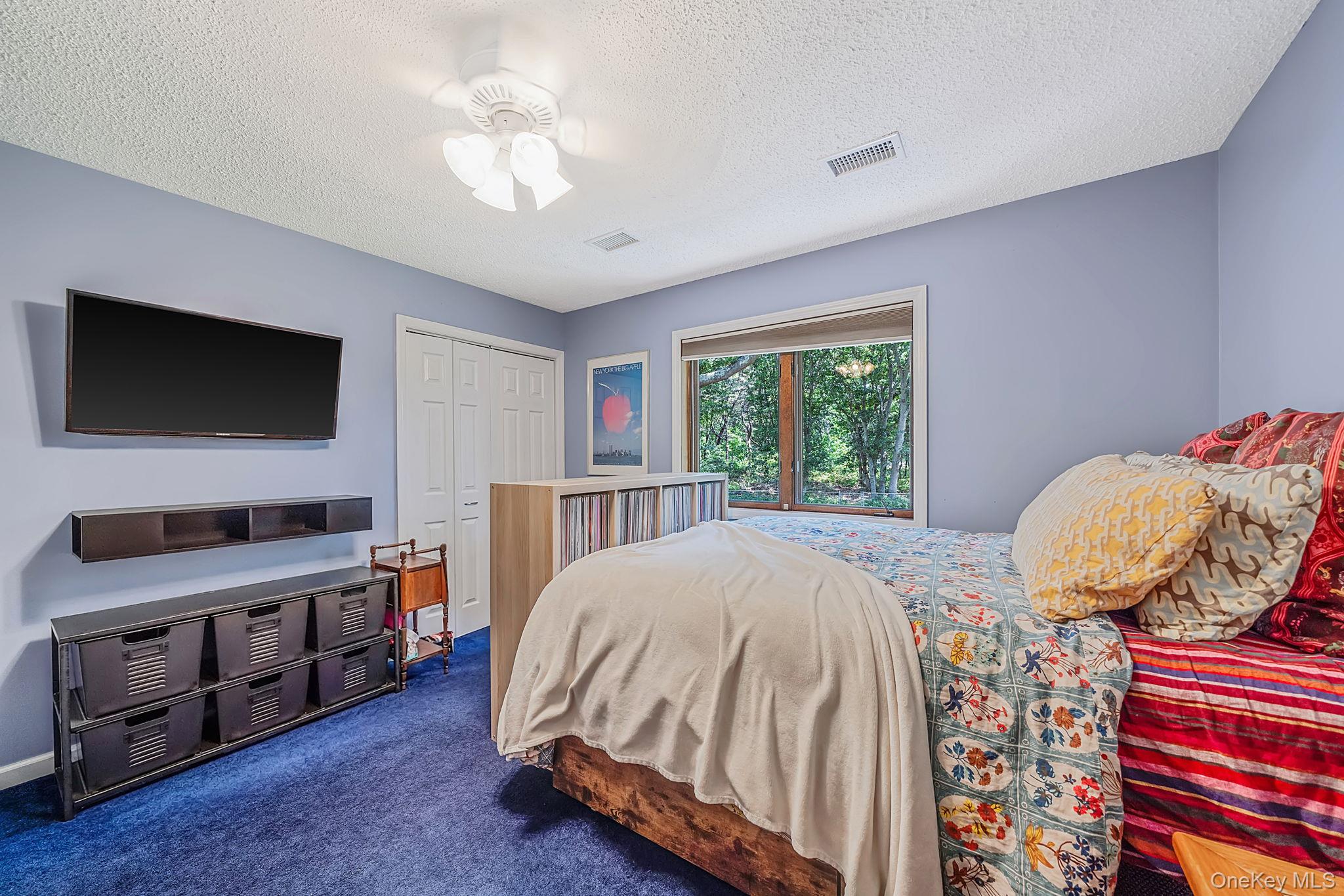 411 Robinson Avenue — photo 32
