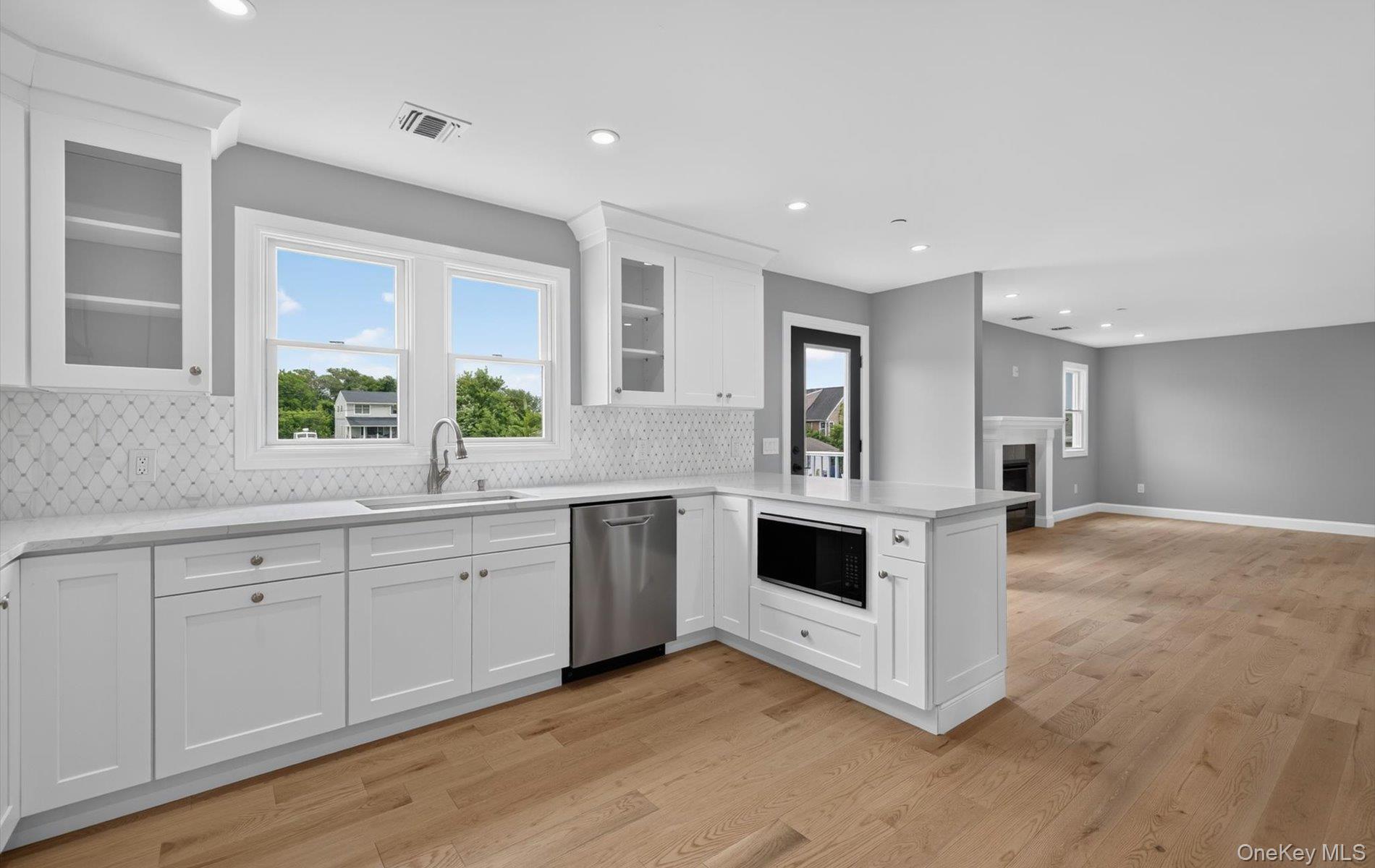 851 Bay Drive — photo 12
