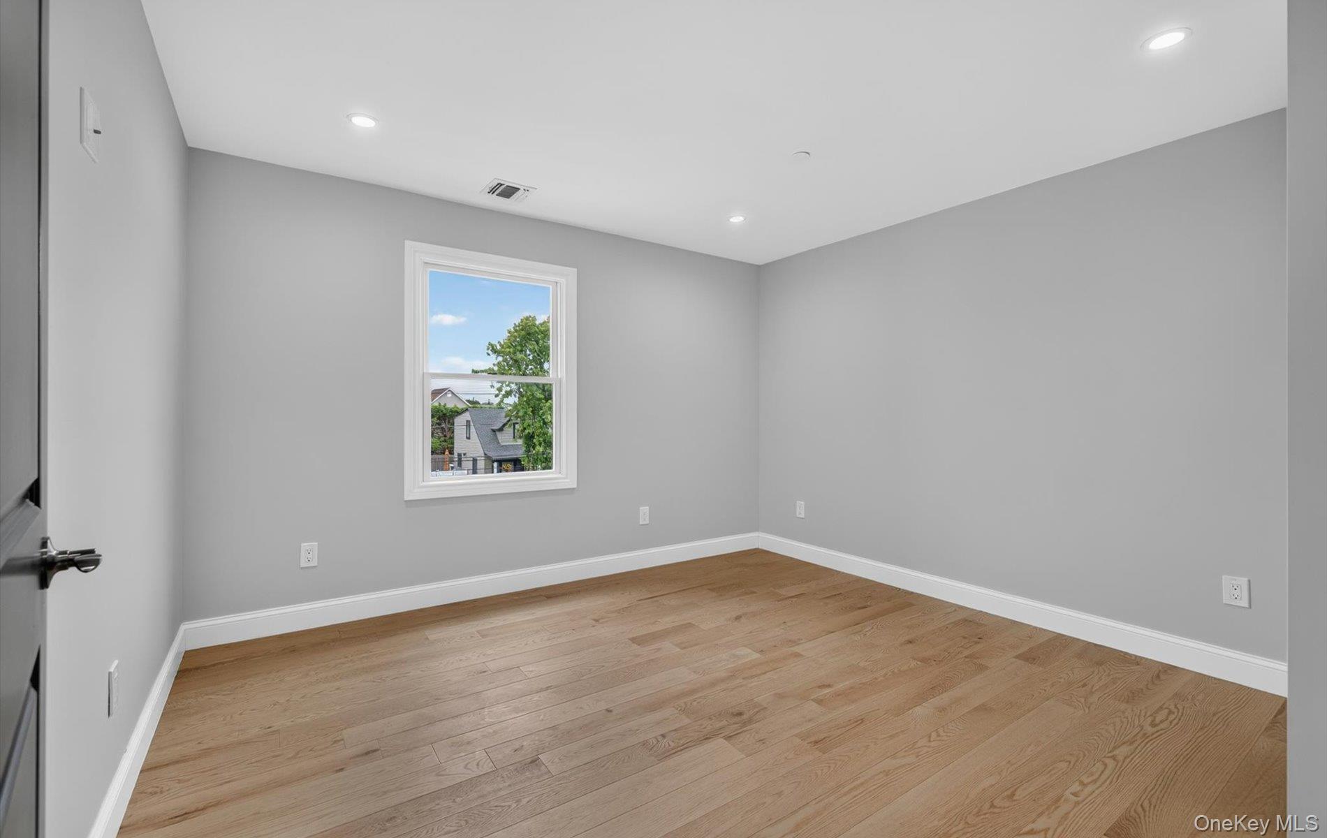 851 Bay Drive — photo 35