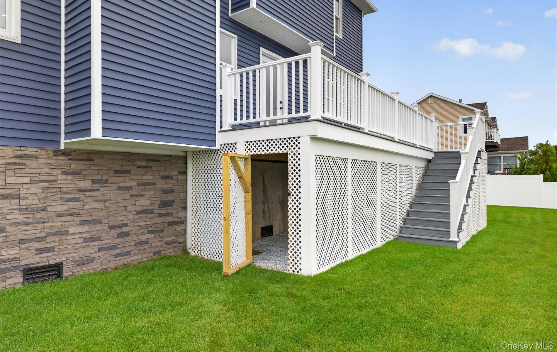 851 Bay Drive — photo 44