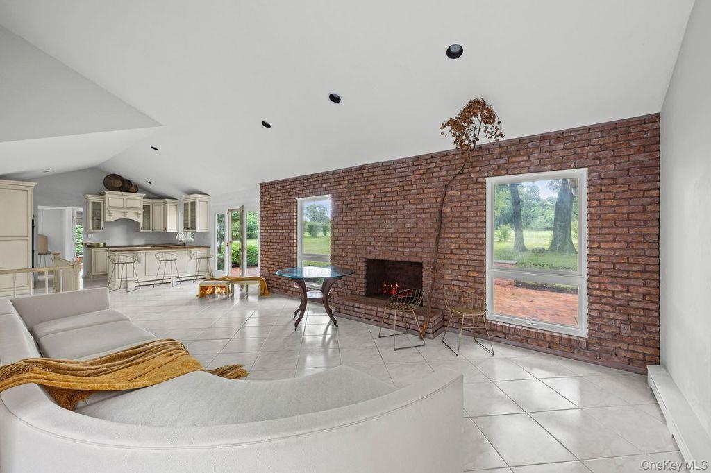 30 Fairway Drive — photo 6
