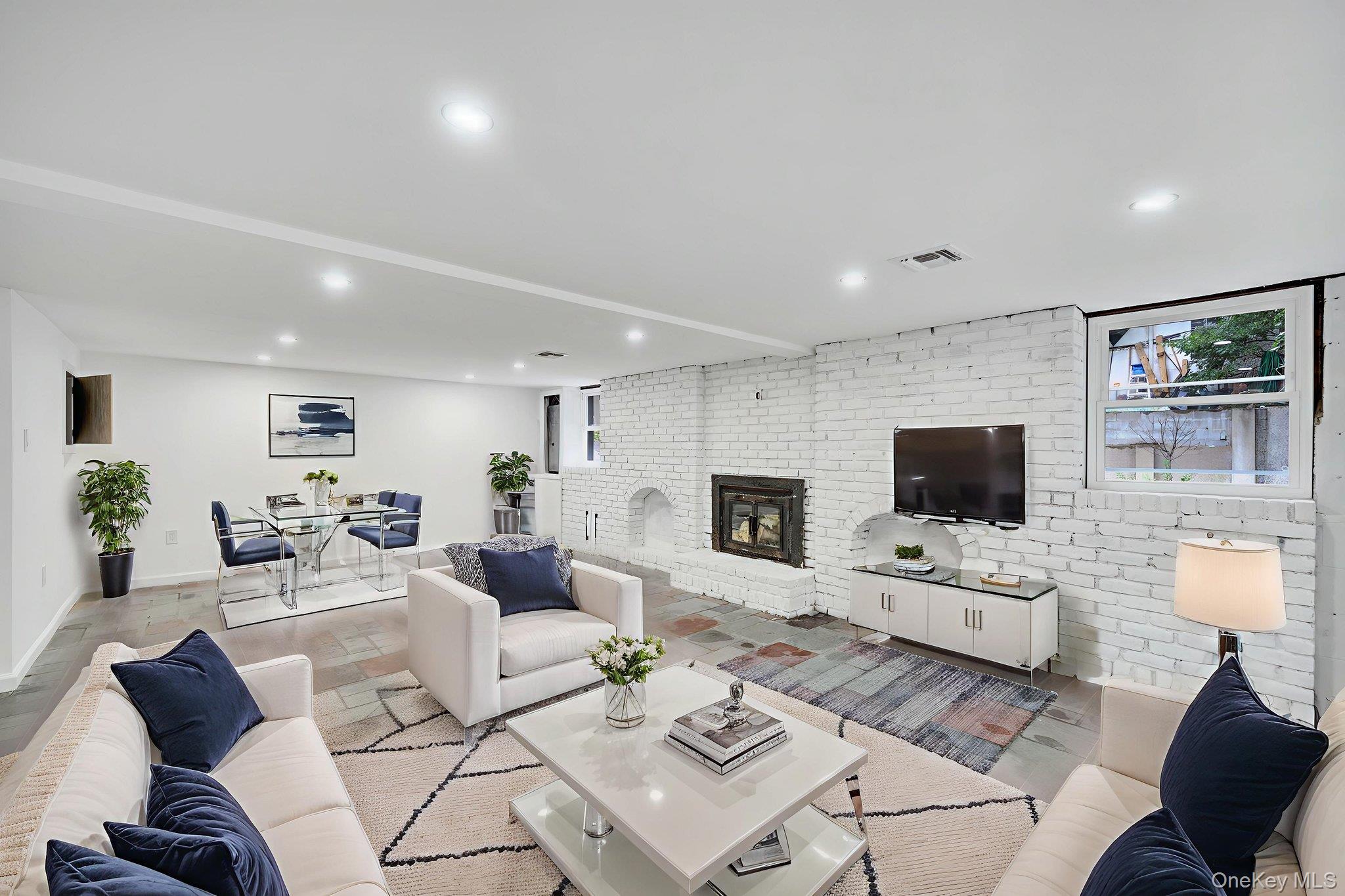 7 Weinmann Boulevard — photo 15