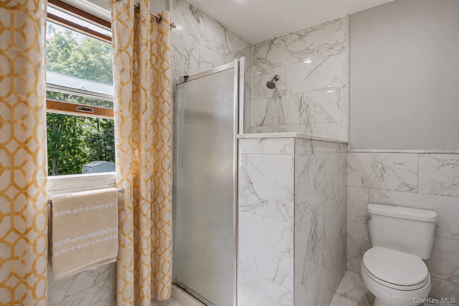8 Singingwood Drive — photo 8