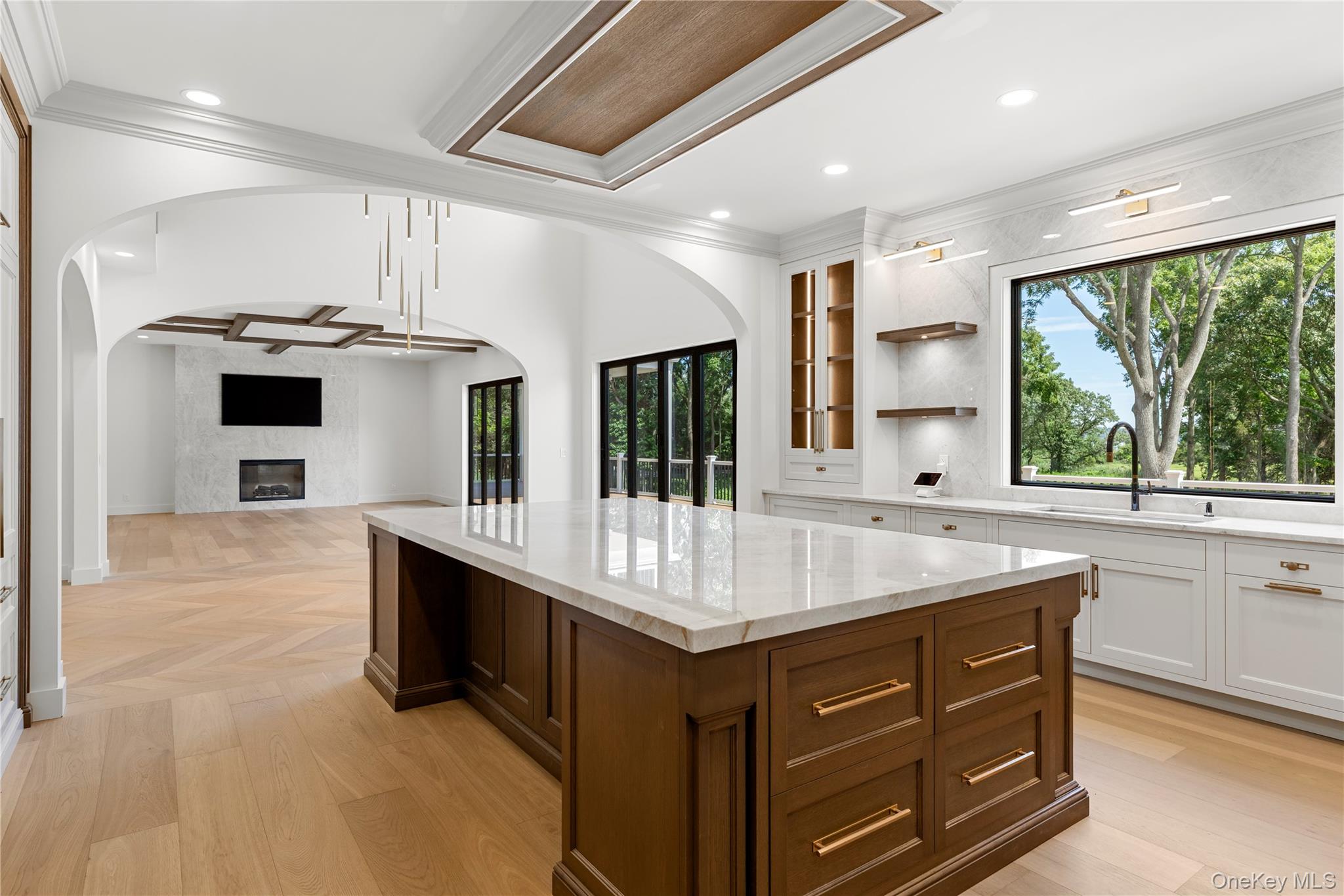 220 Beach Road — photo 15