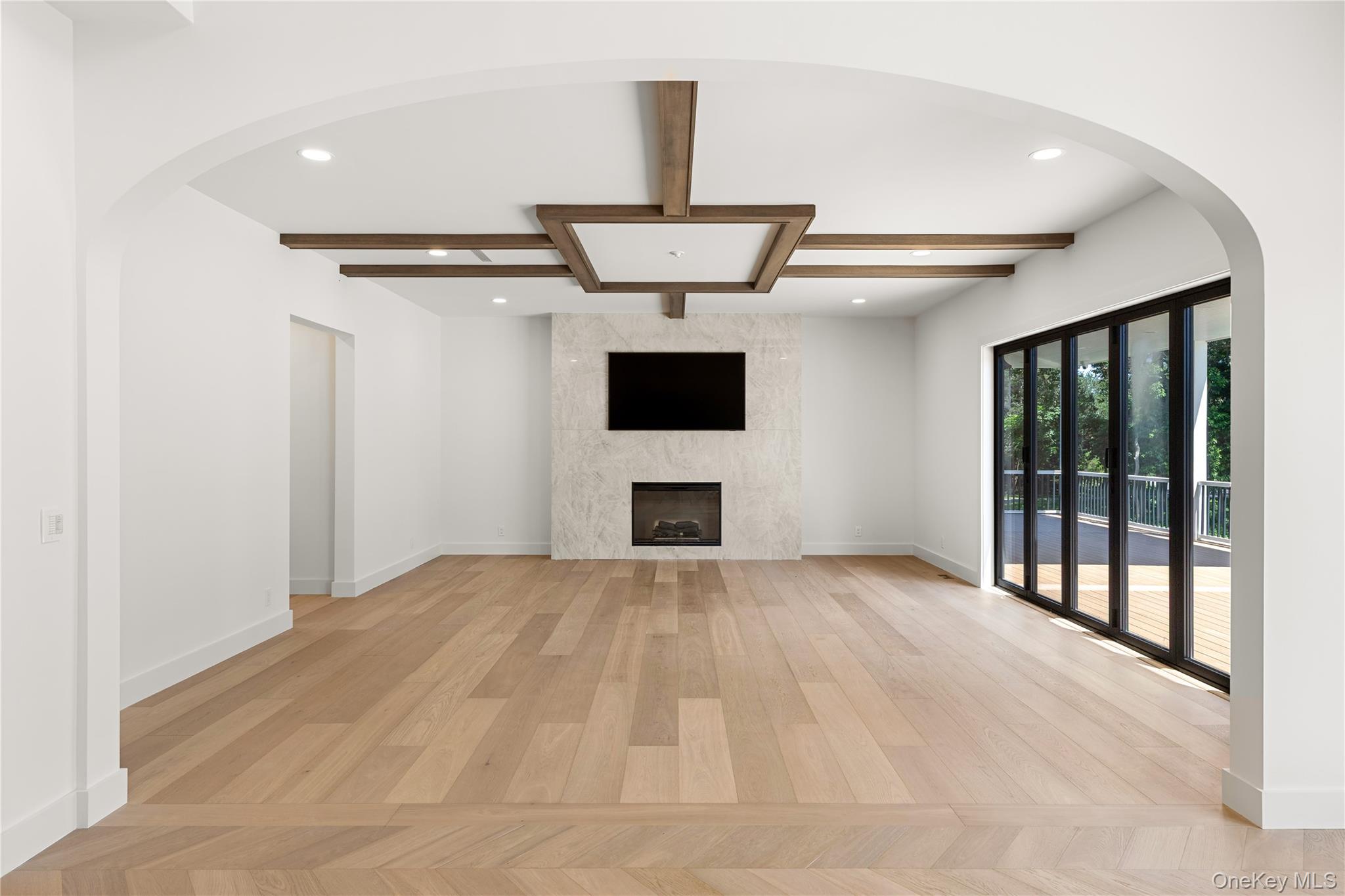 220 Beach Road — photo 19