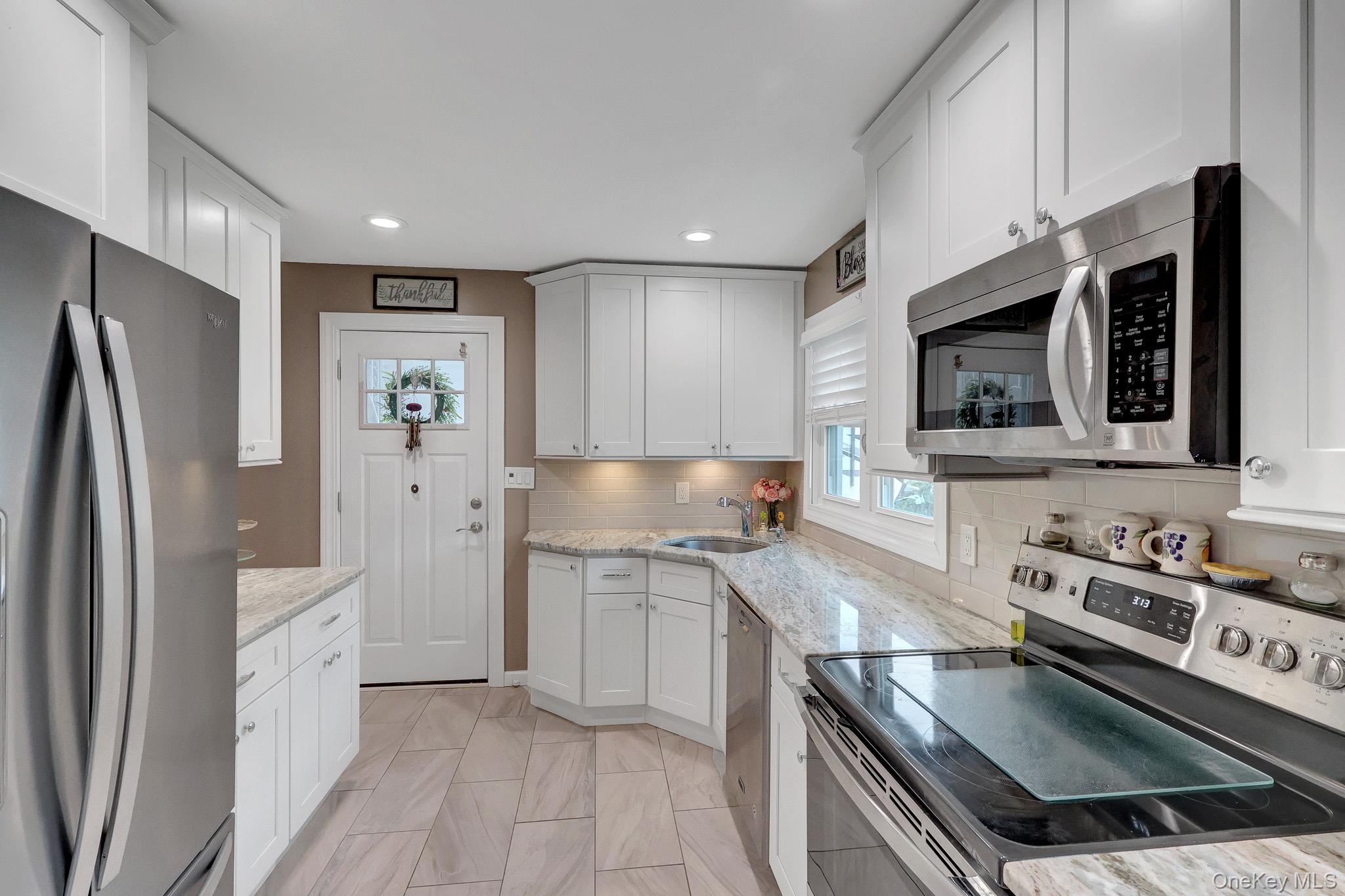 121 Wright Avenue — photo 11