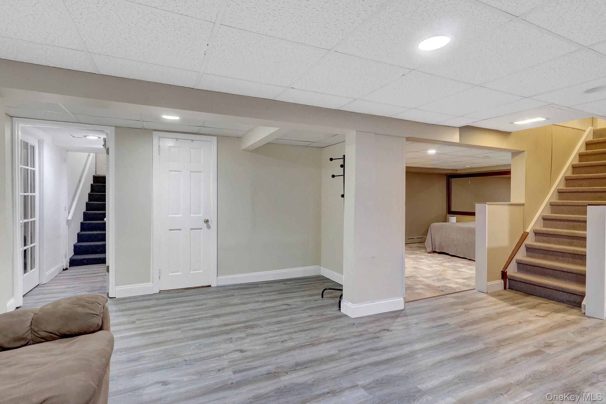 121 Wright Avenue — photo 29