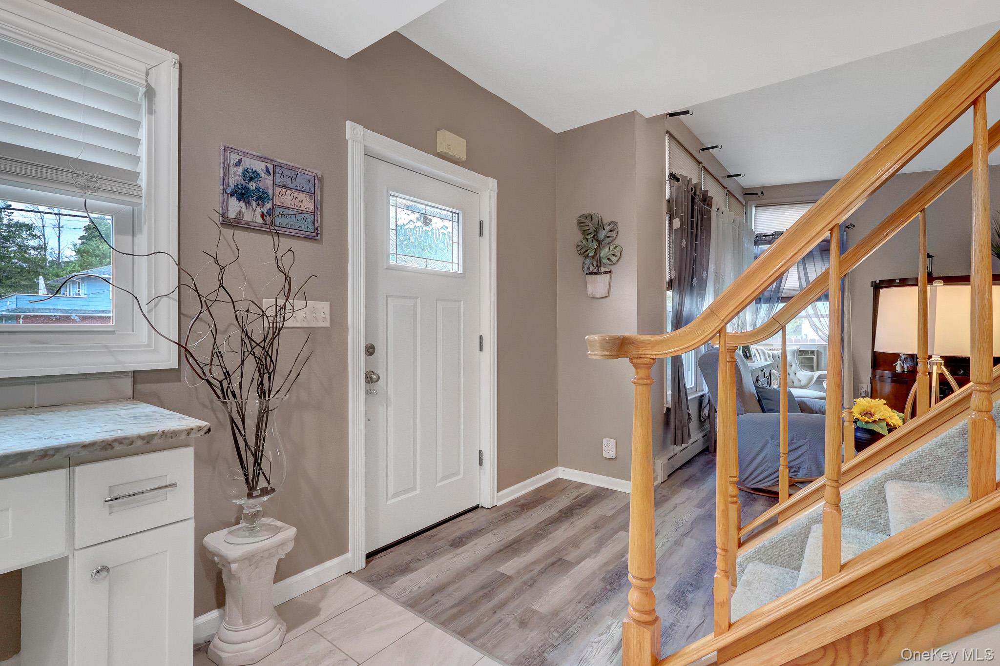 121 Wright Avenue — photo 8