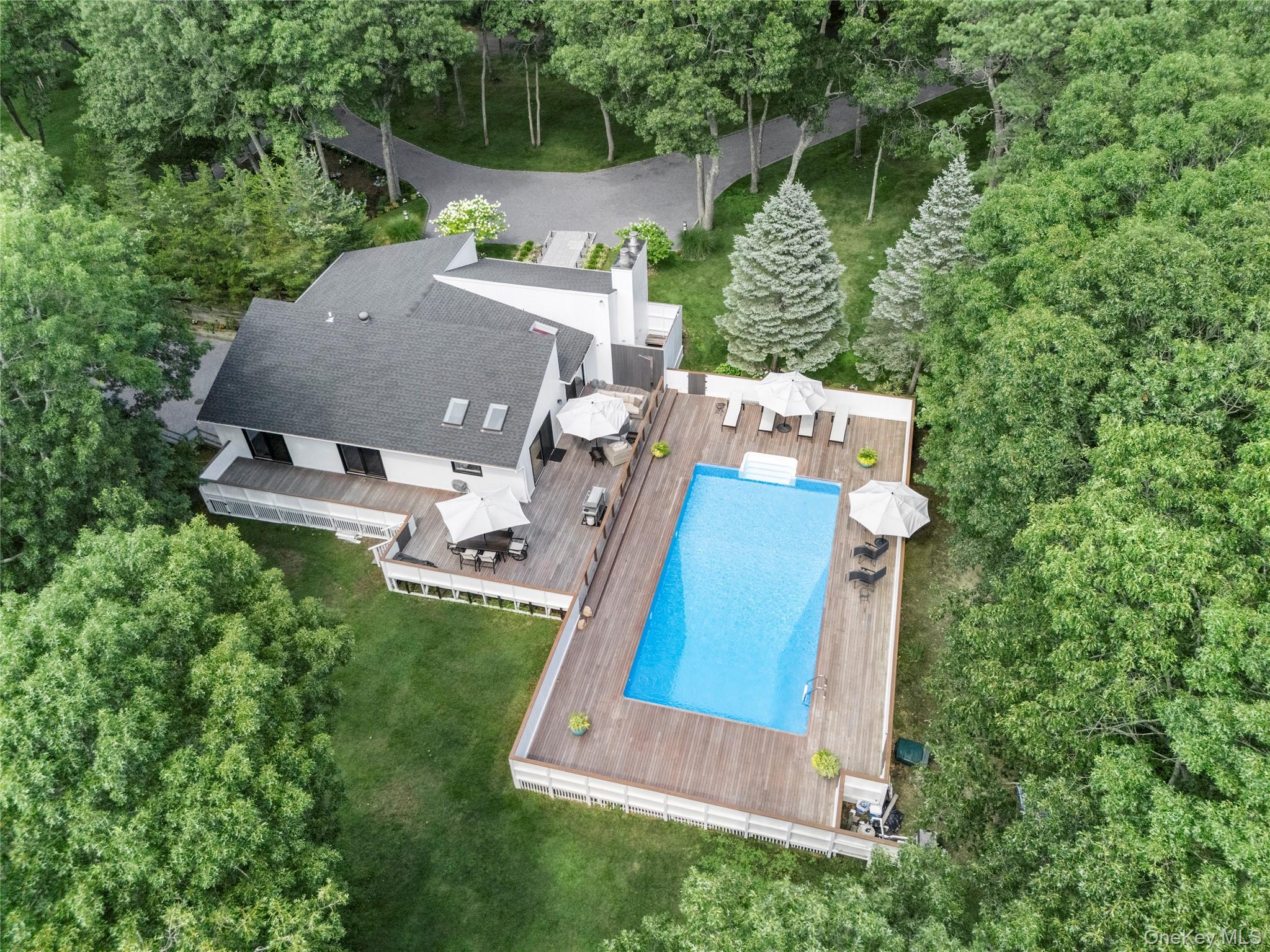 98 Old Farm Road, Sagaponack