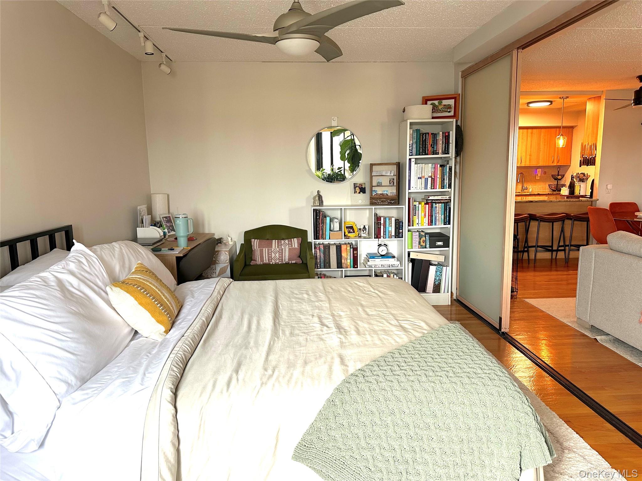 725 Miller Avenue #220 — photo 6