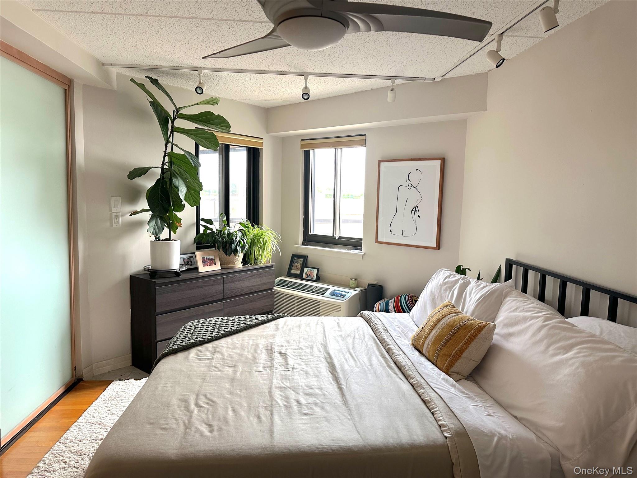 725 Miller Avenue #220 — photo 7
