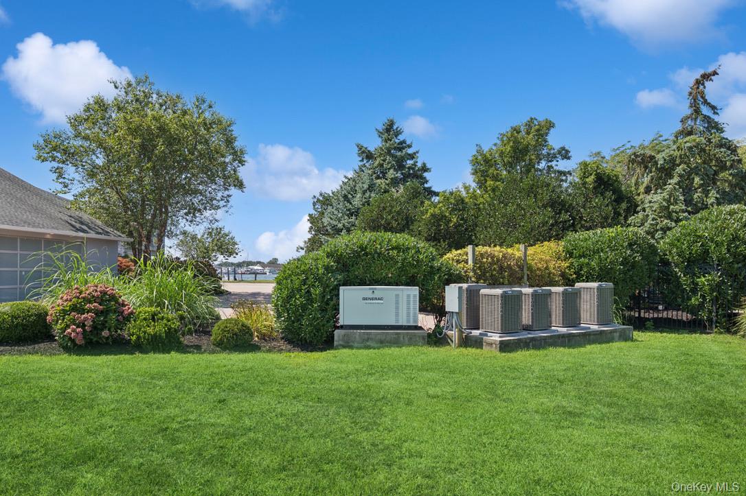 170 Penataquit Avenue — photo 36