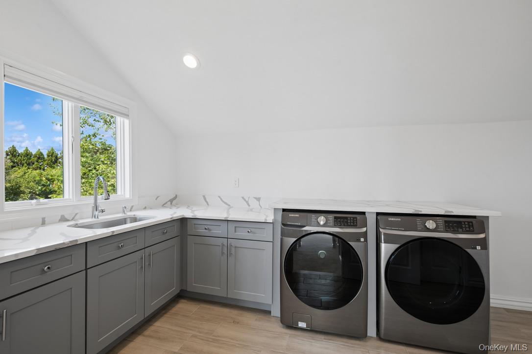 170 Penataquit Avenue — photo 38