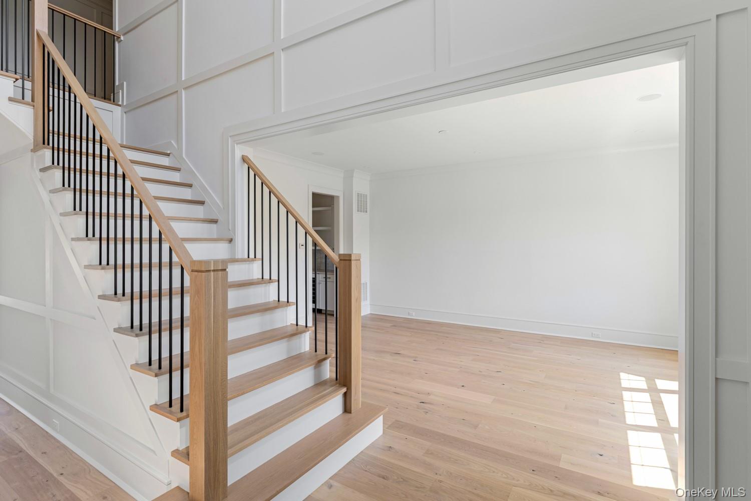 2 D'Amico Court — photo 4