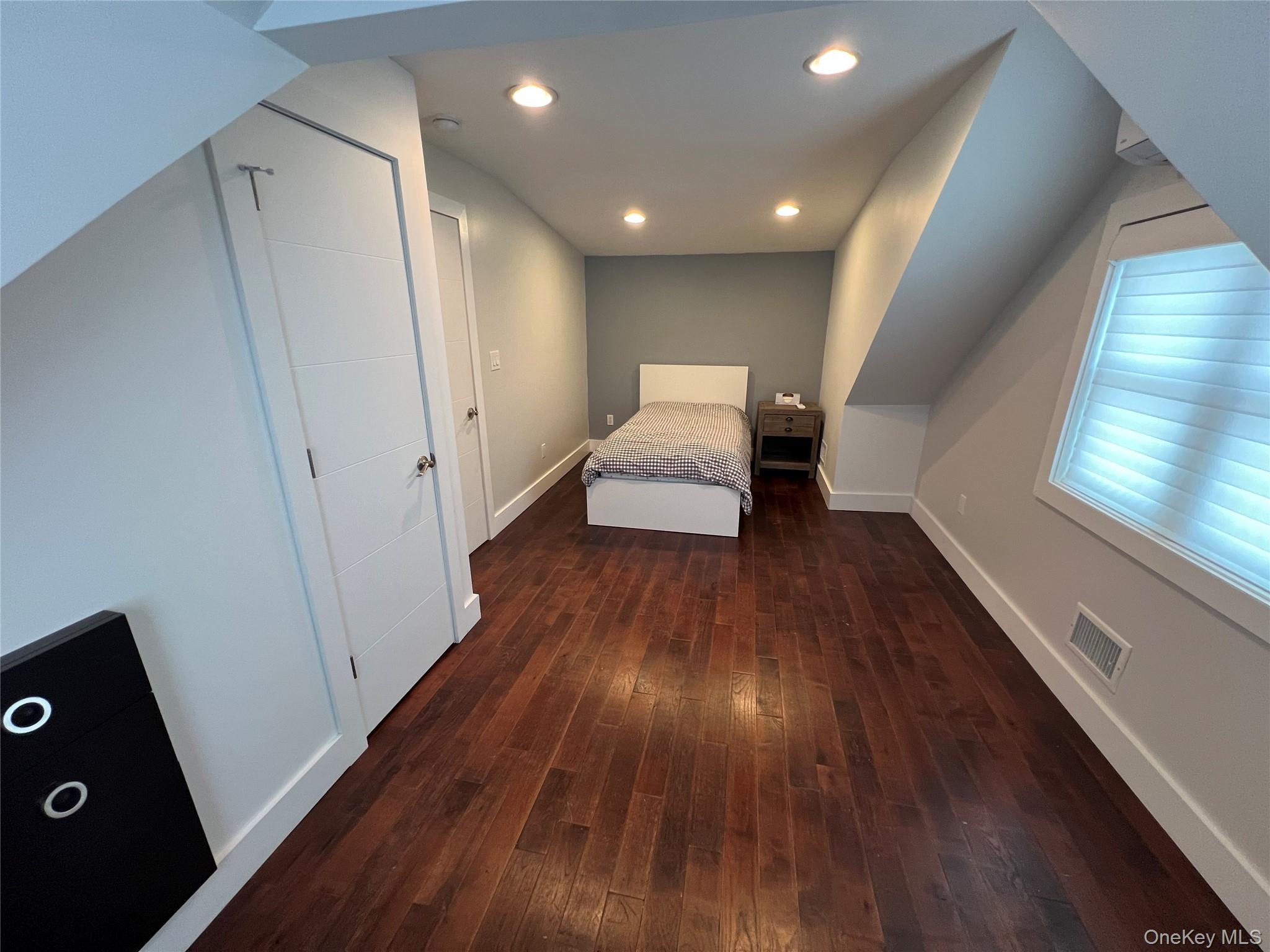 43 Crescent Street — photo 22