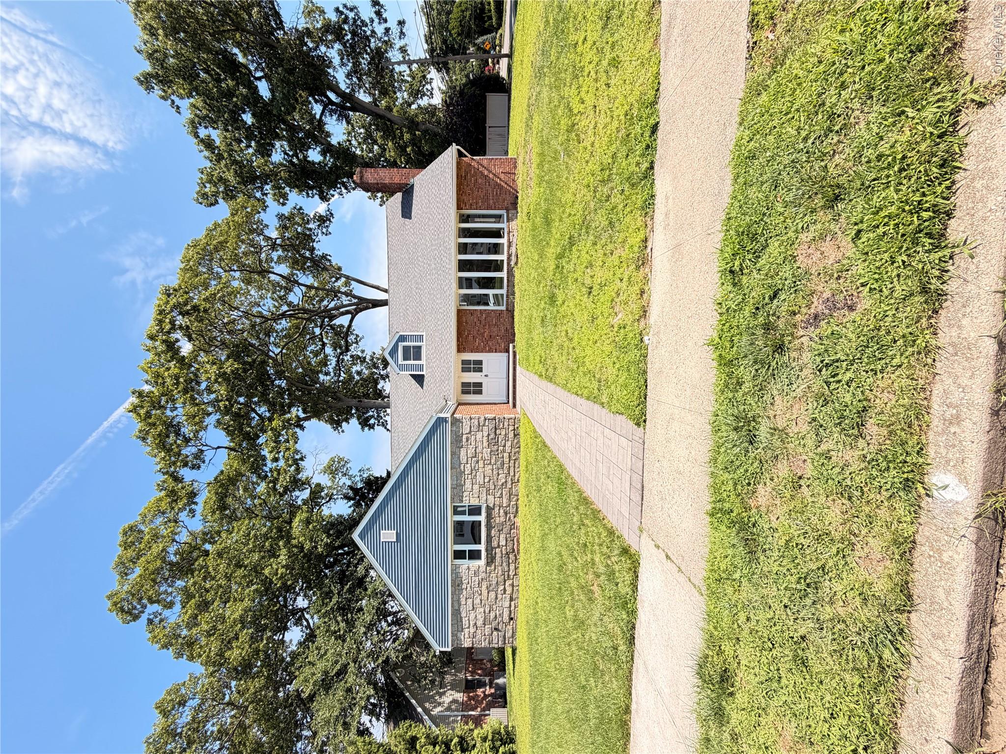 127 Berkshire Road, Rockville Centre