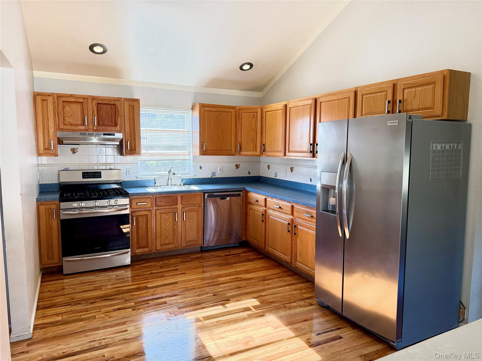 356 Woodfield Road — photo 14