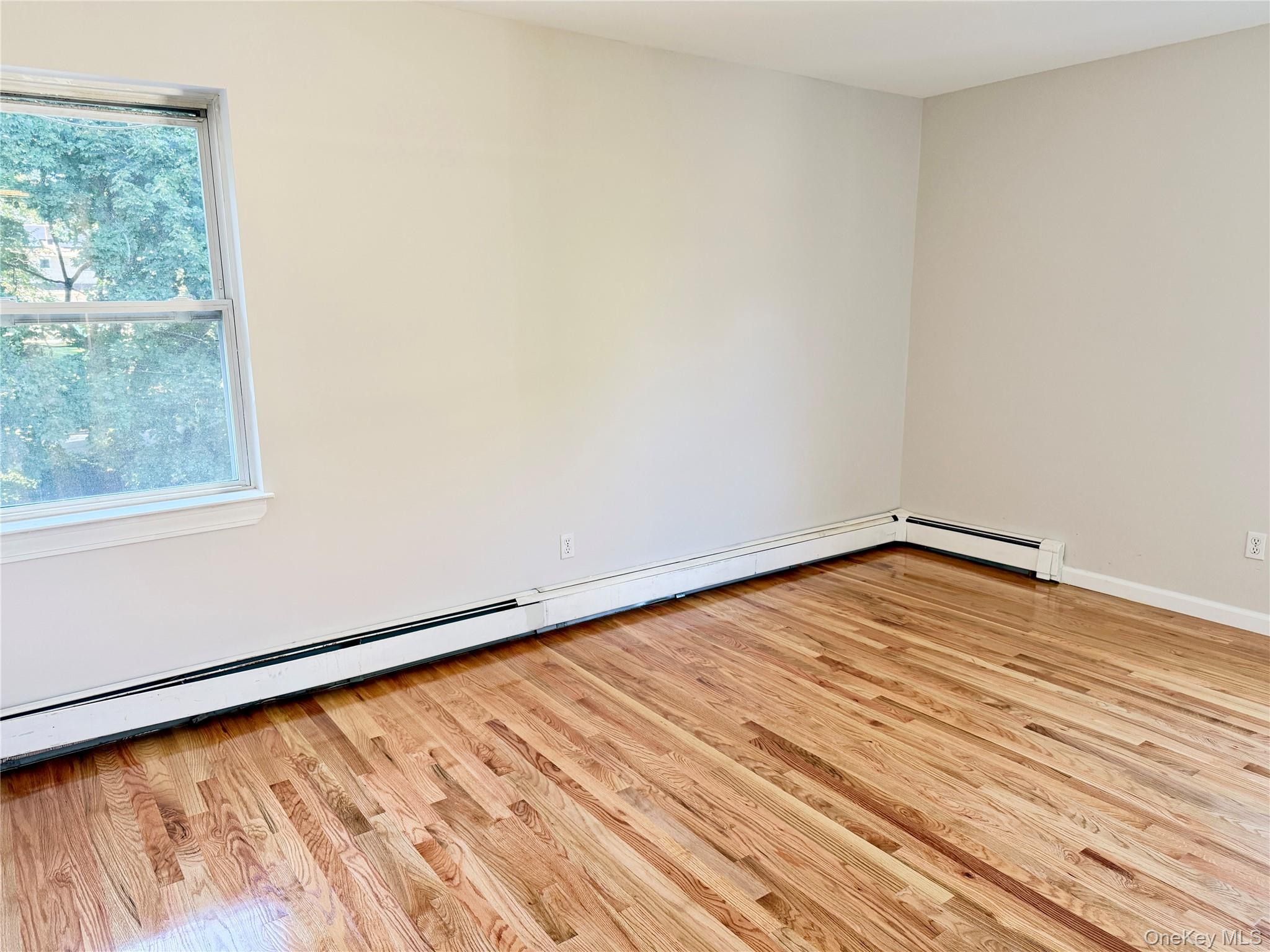 356 Woodfield Road — photo 18