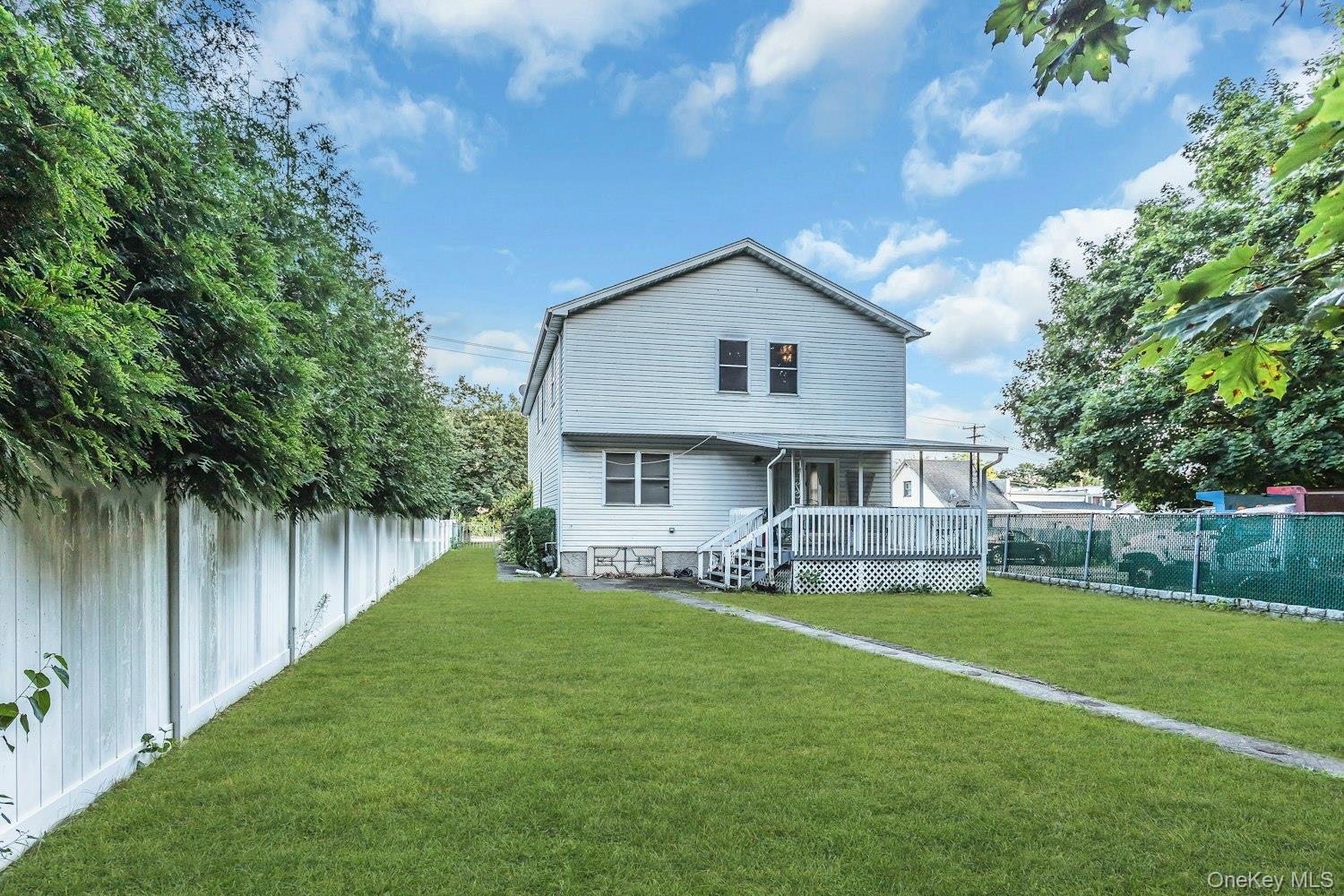 356 Woodfield Road — photo 27