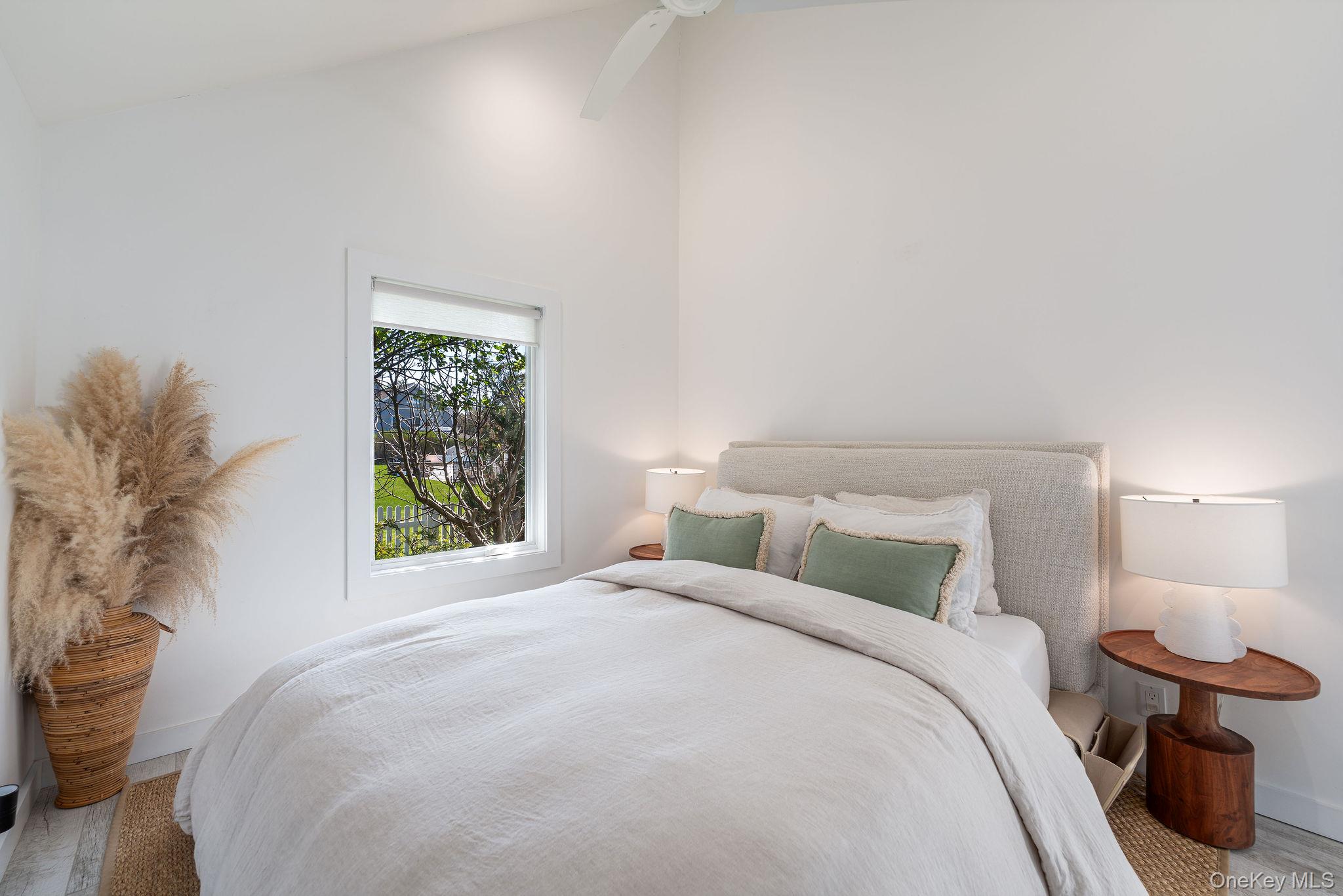 21515 Soundview Avenue — photo 30