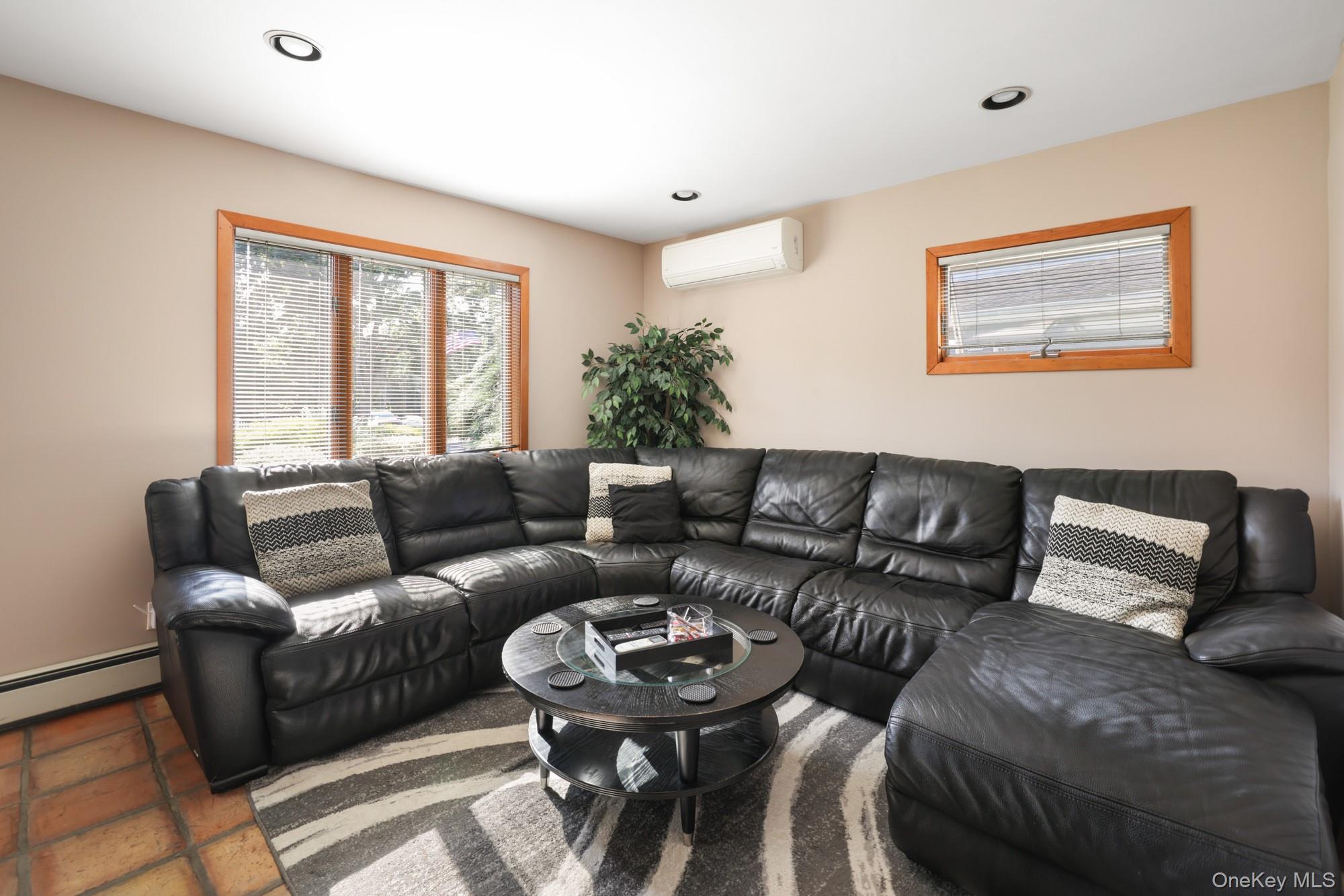 2100 North Drive — photo 13