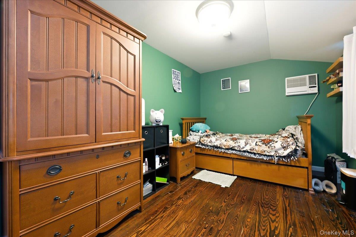 710 Premier Boulevard — photo 18