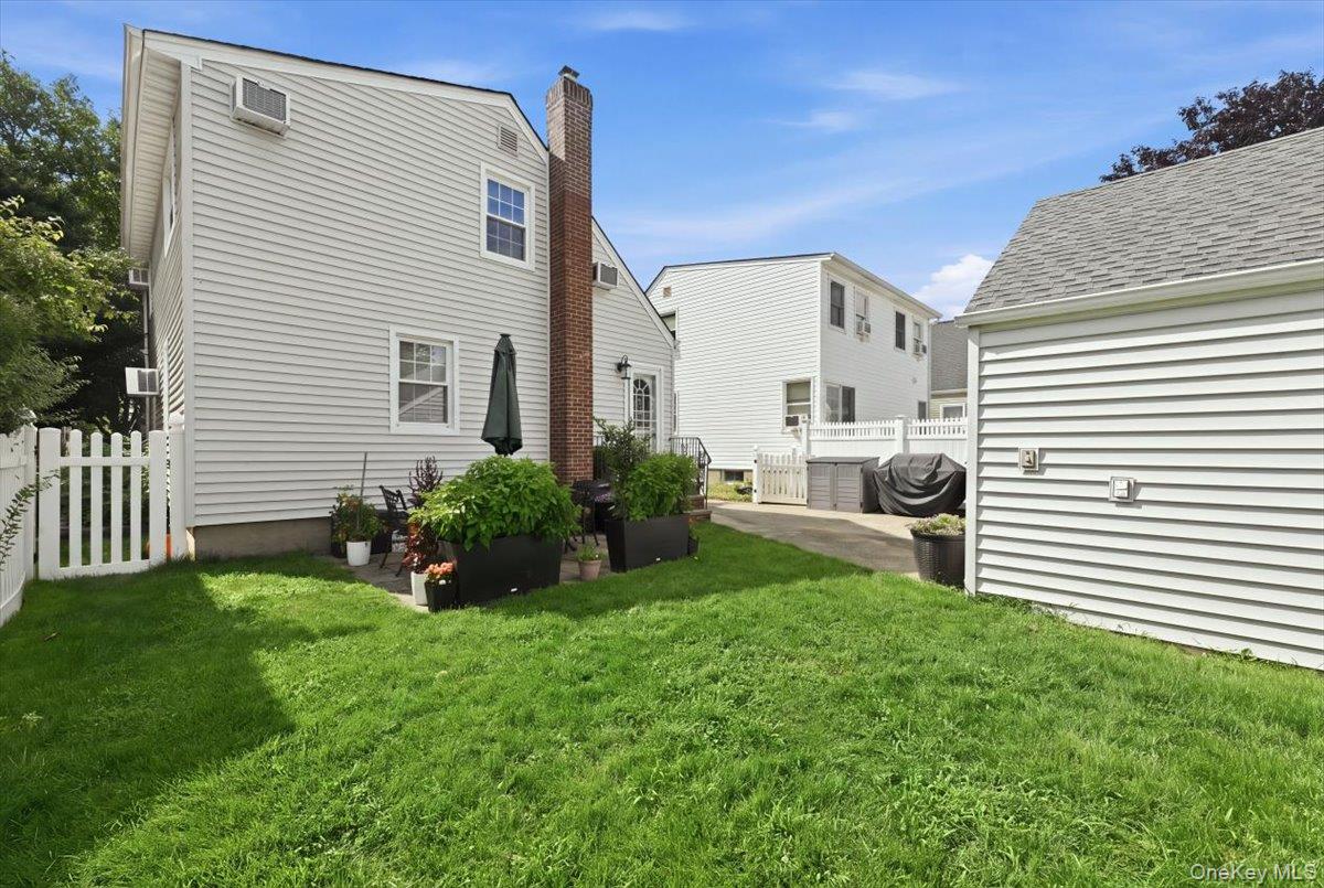 710 Premier Boulevard — photo 28