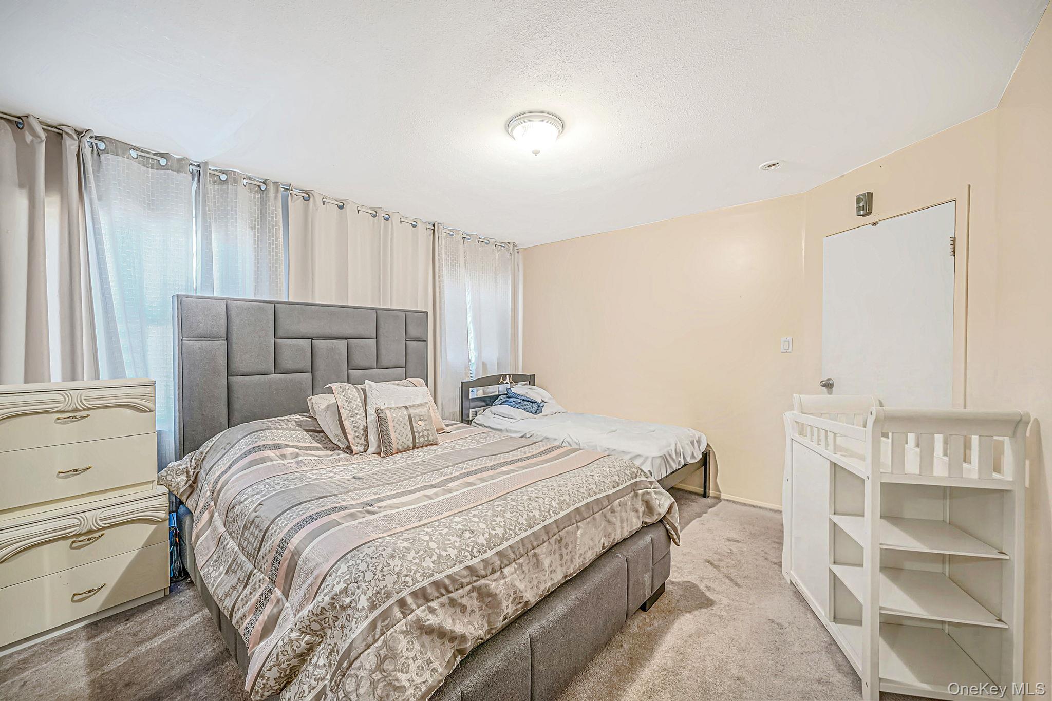 4 Hedda Road — photo 12