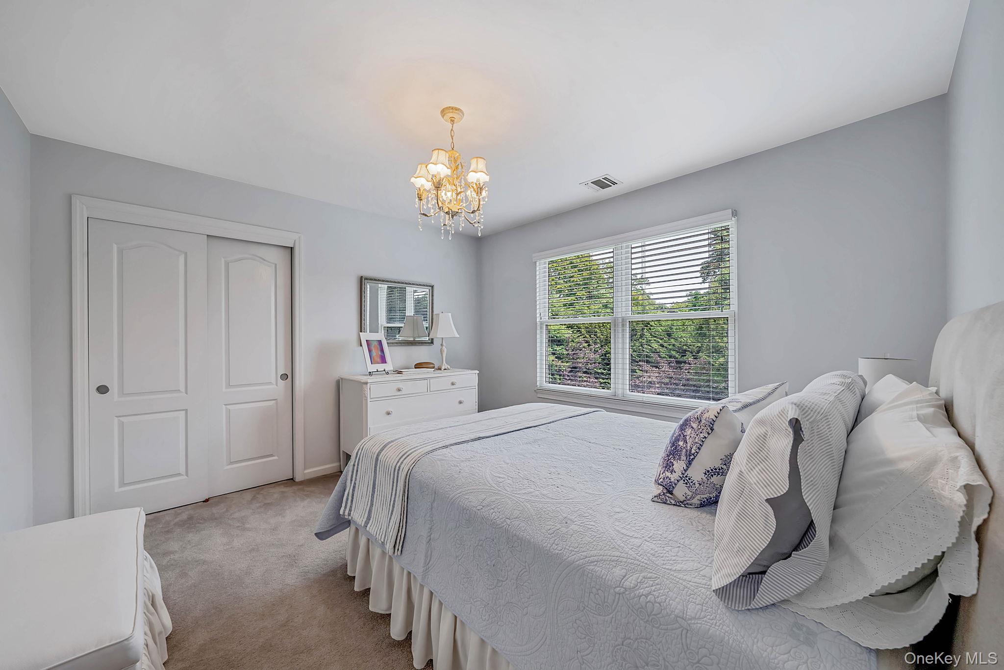 26 River Avenue — photo 23