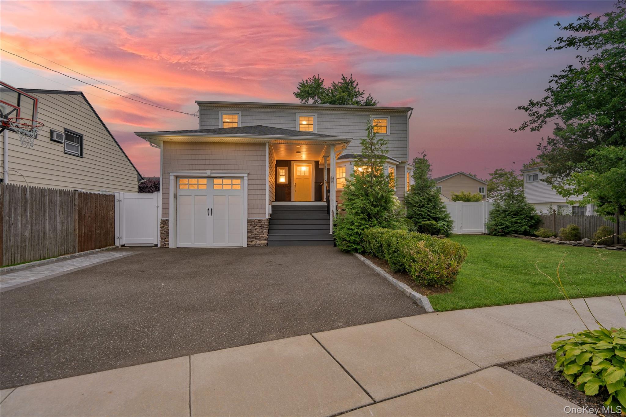 4 Wilshire Court, Freeport