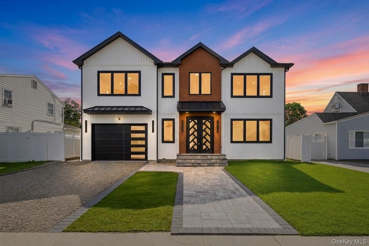 43 Cabot Lane, Westbury