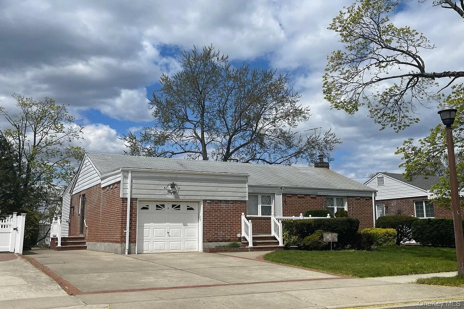 50 Buffalo Street, Elmont
