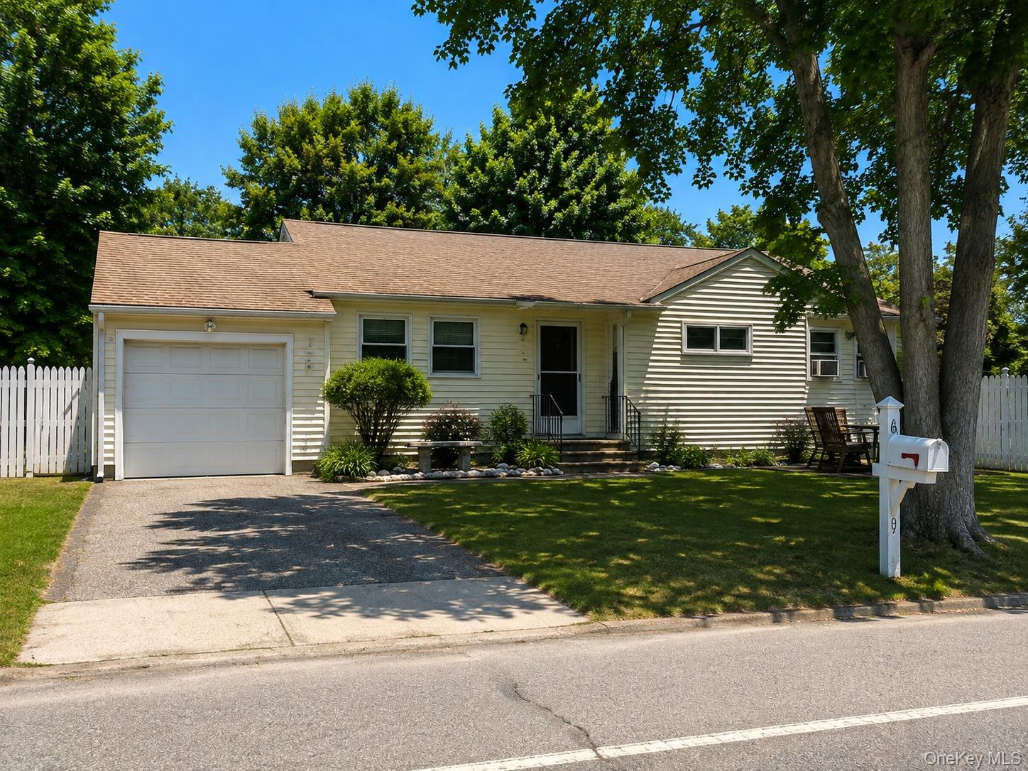 643 Jayne Boulevard — photo 9