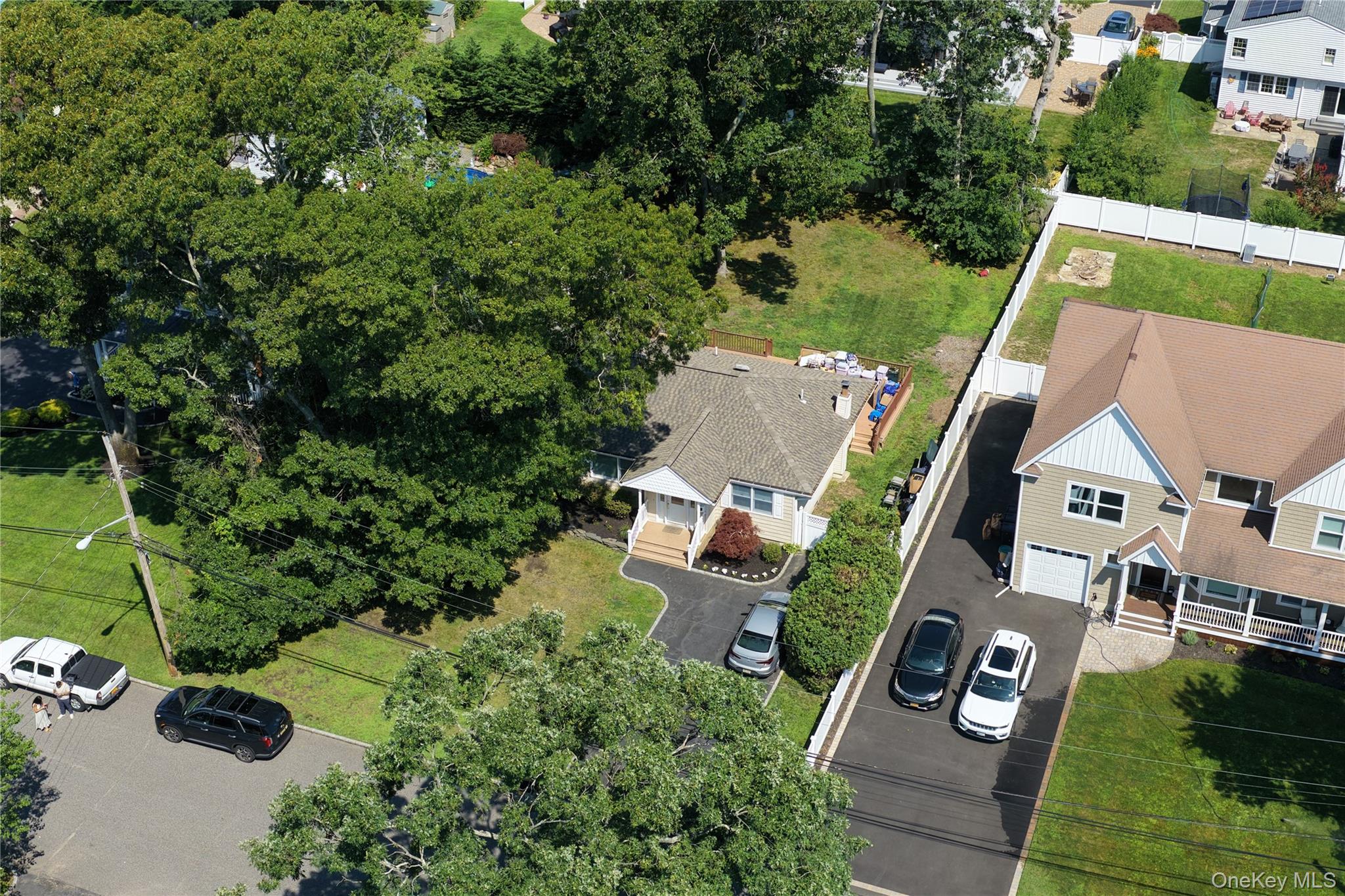 15 Marianna Place — photo 2