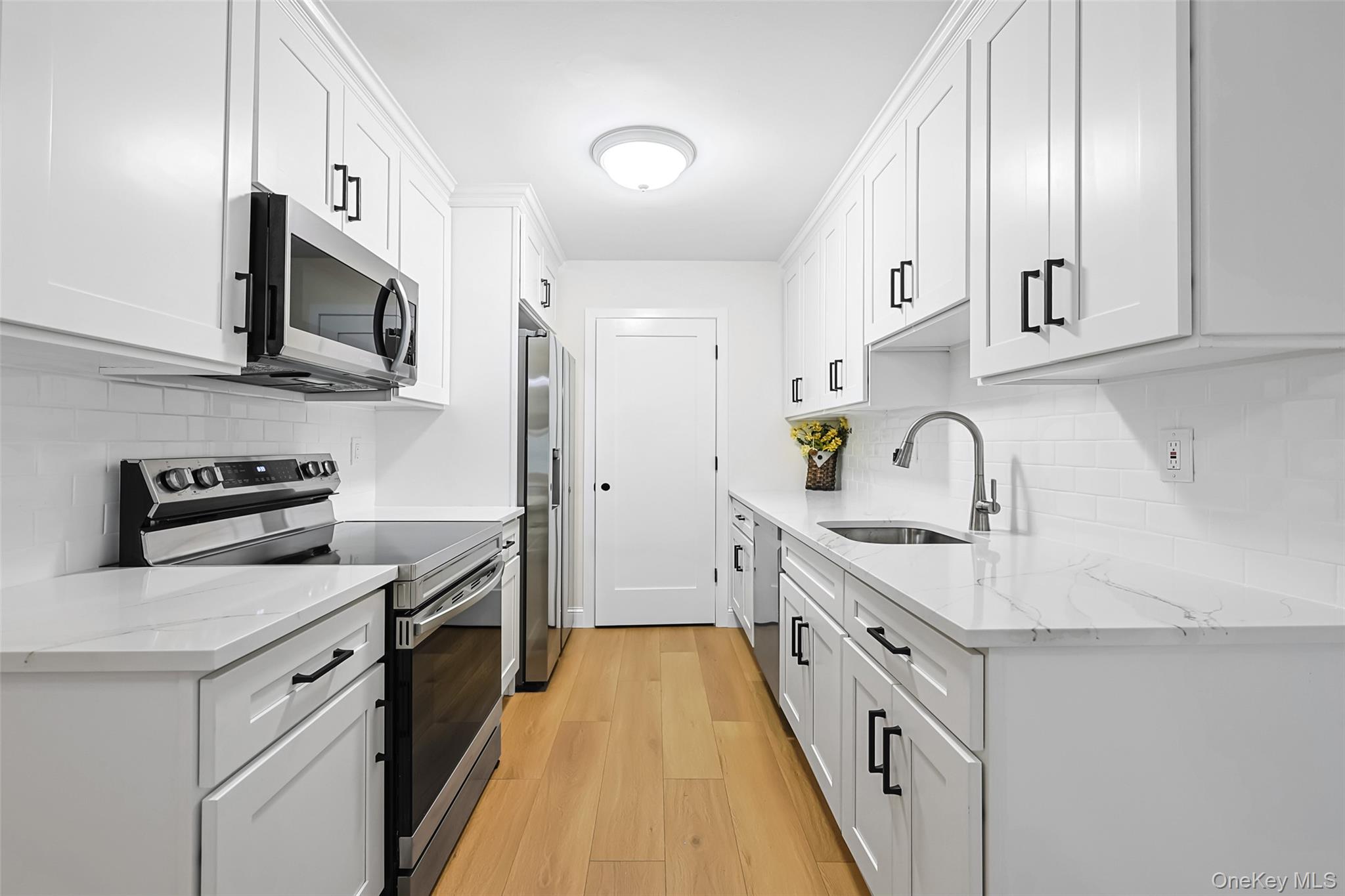 708 Cabot Court #708 — photo 3