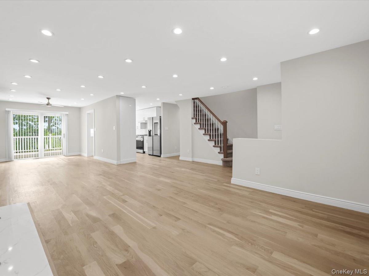 10 Terrace Road, Great Neck