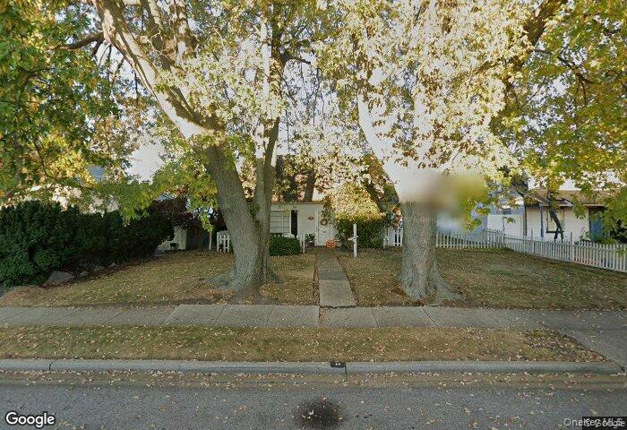 14 Surrey Lane