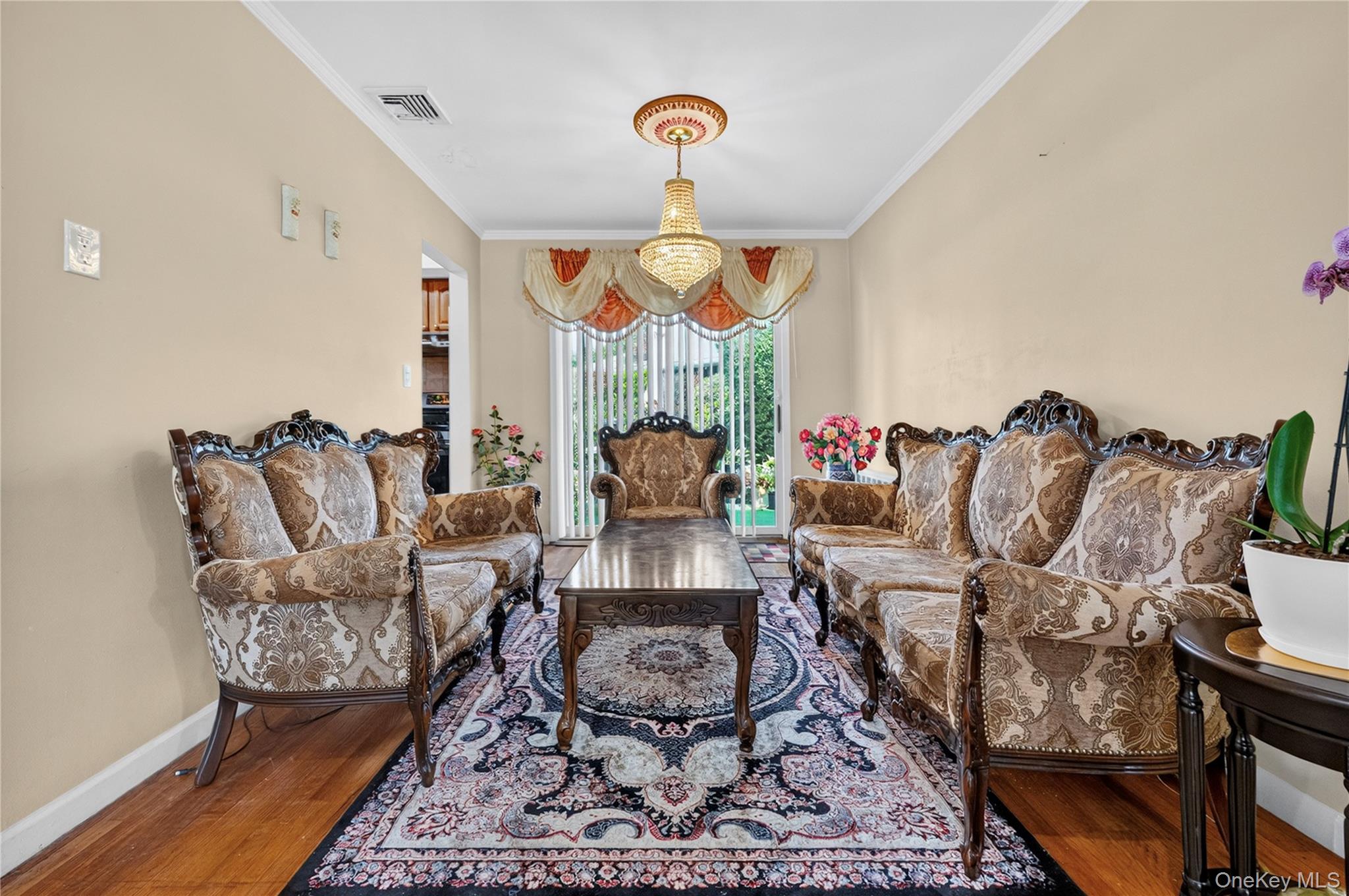 108 Marcus Avenue — photo 11