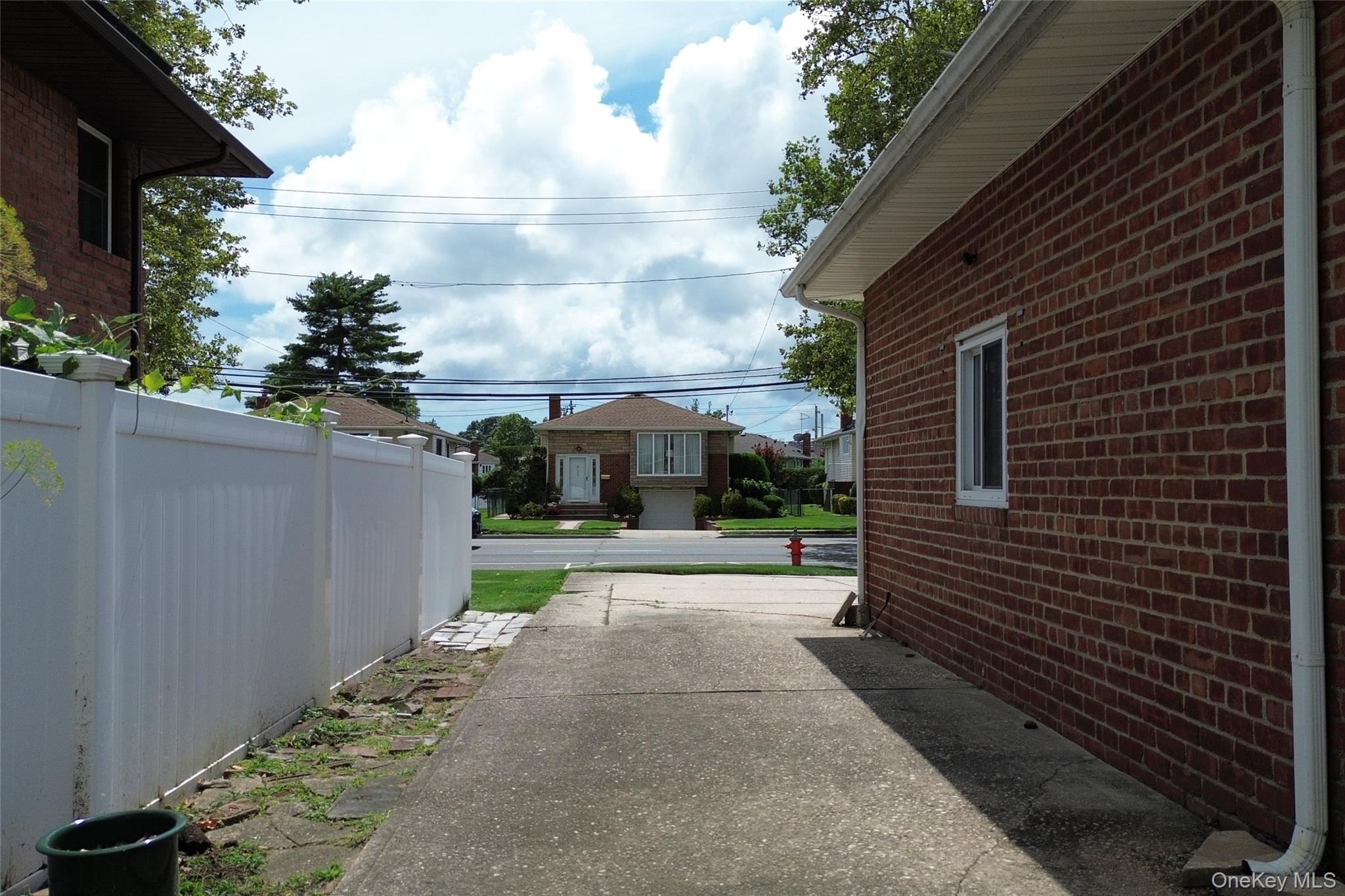 108 Marcus Avenue — photo 28